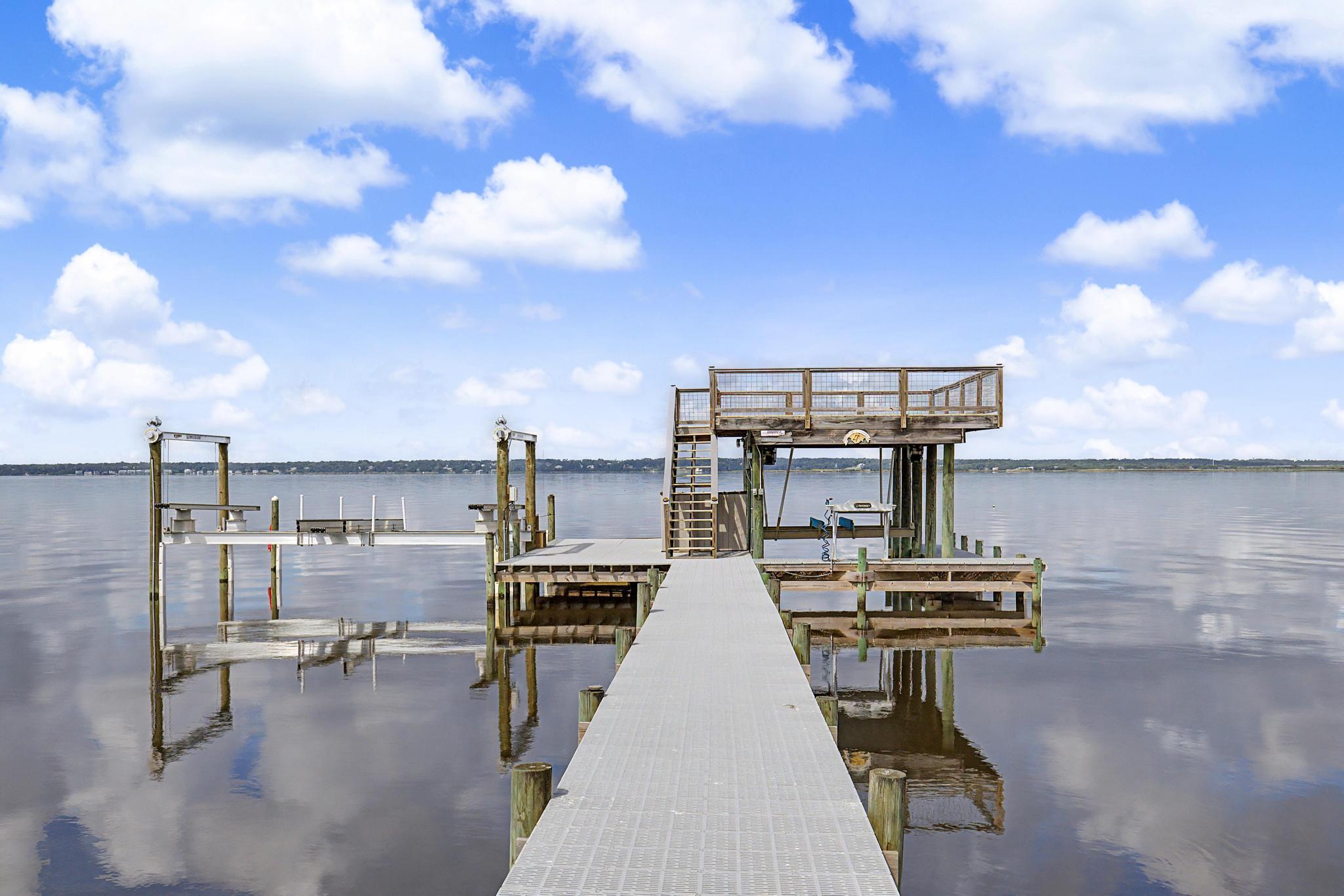 BAYSIDE - Residential