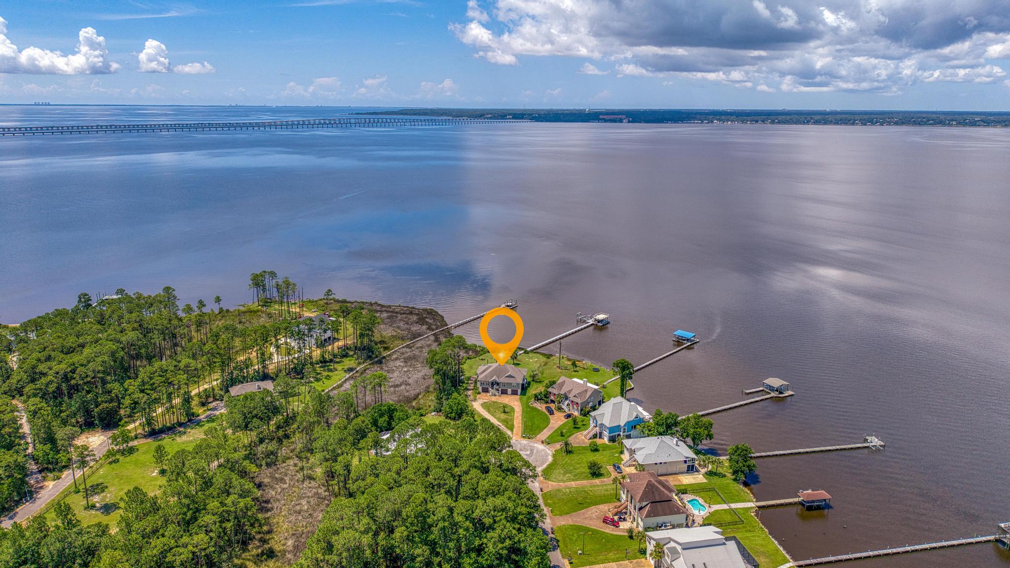 BAYSIDE - Residential