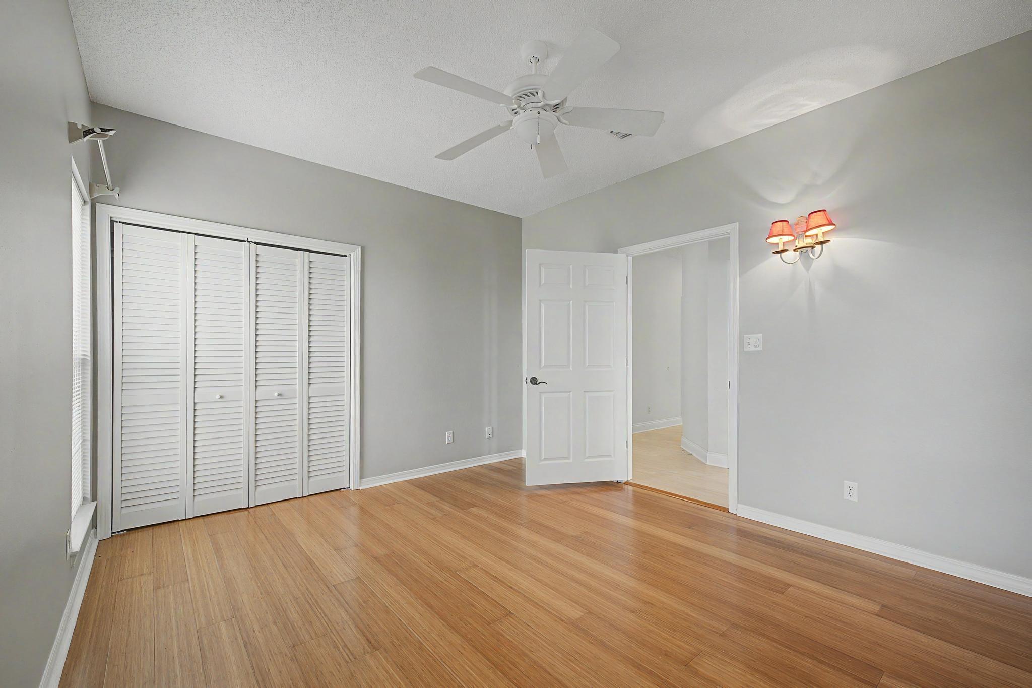 BAYSIDE - Residential