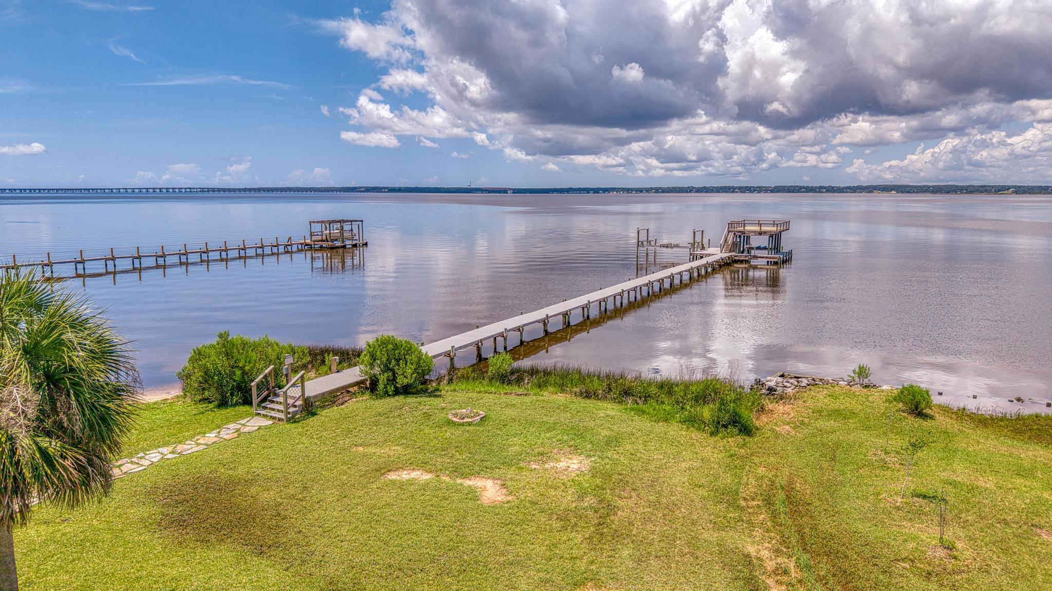 BAYSIDE - Residential