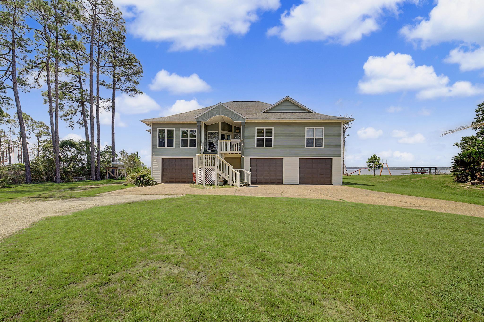 BAYSIDE - Residential