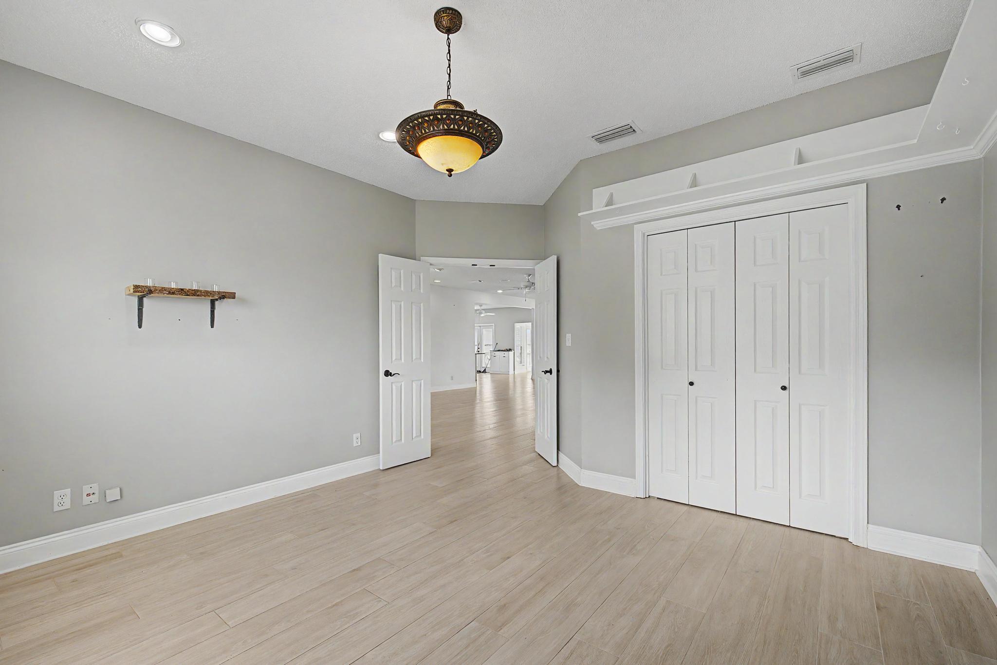 BAYSIDE - Residential