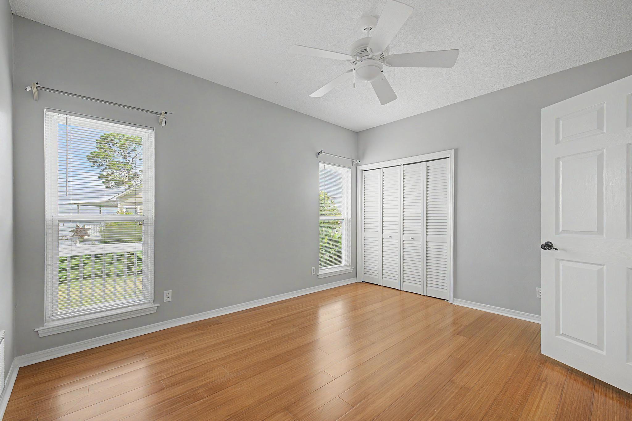 BAYSIDE - Residential