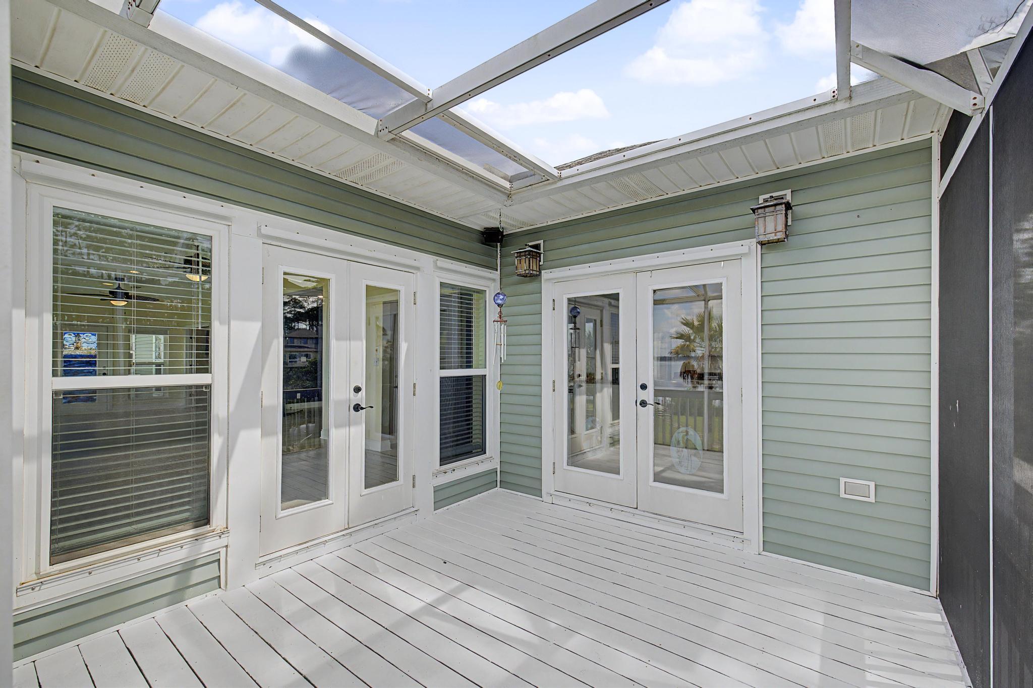 BAYSIDE - Residential