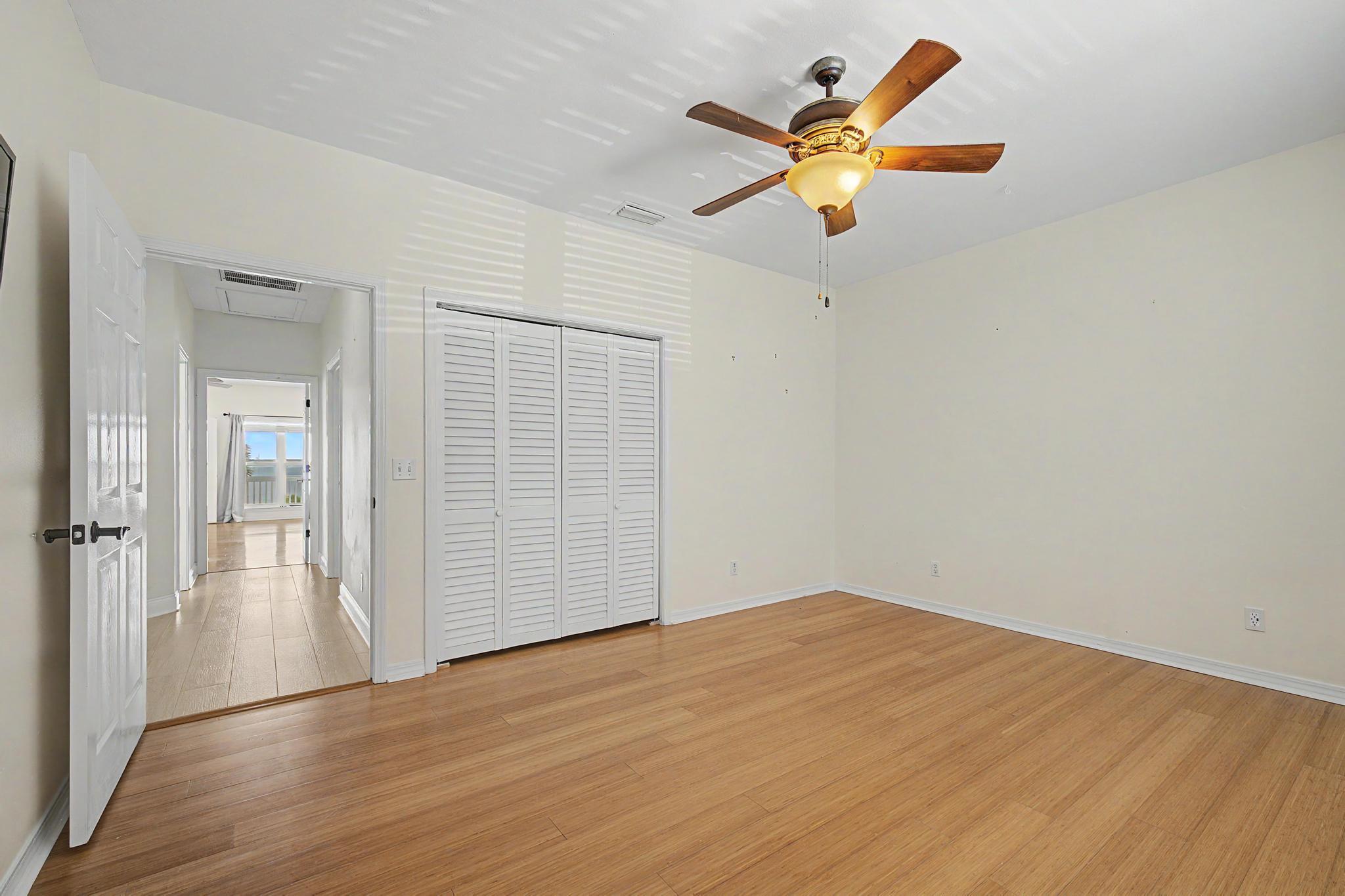 BAYSIDE - Residential