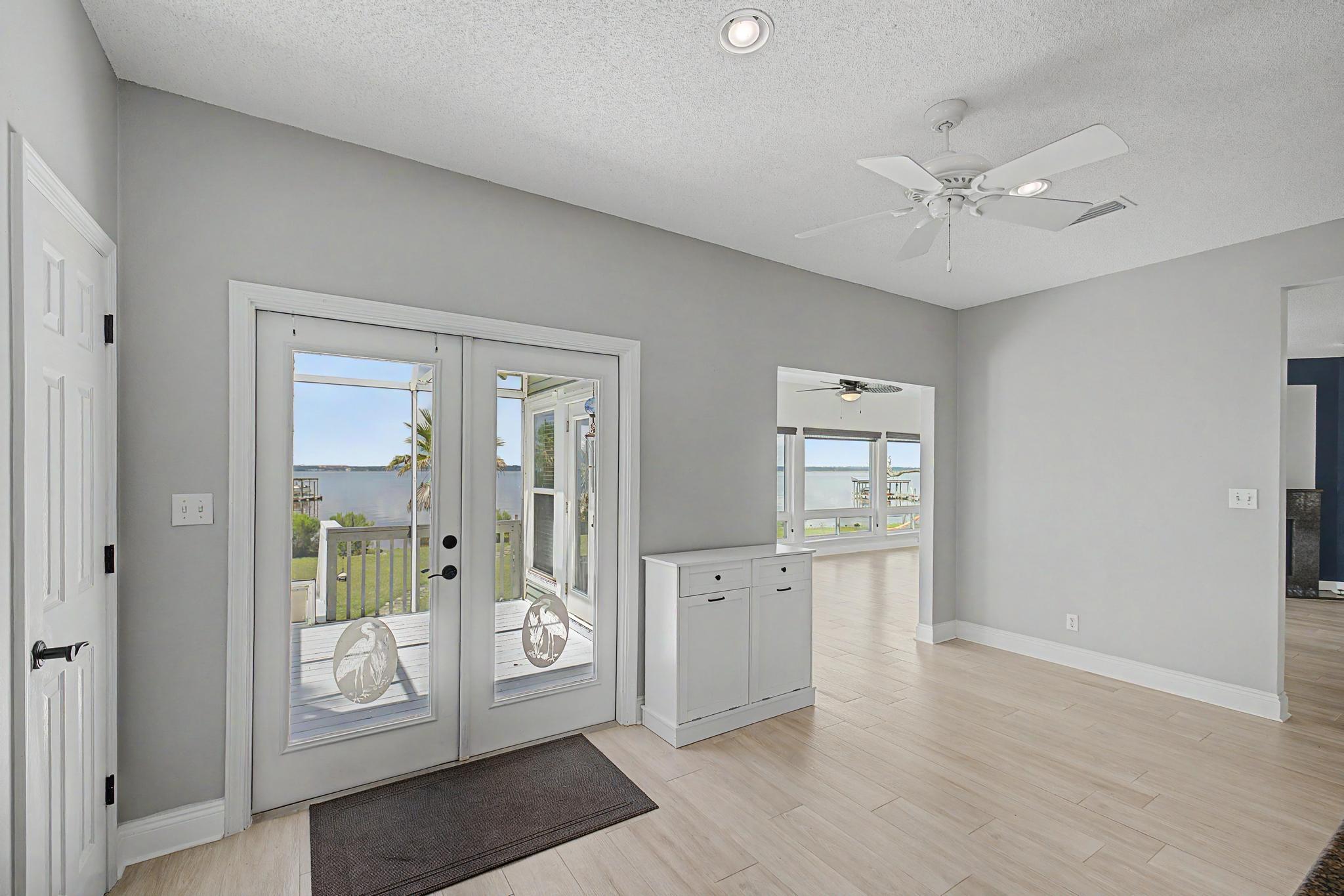 BAYSIDE - Residential