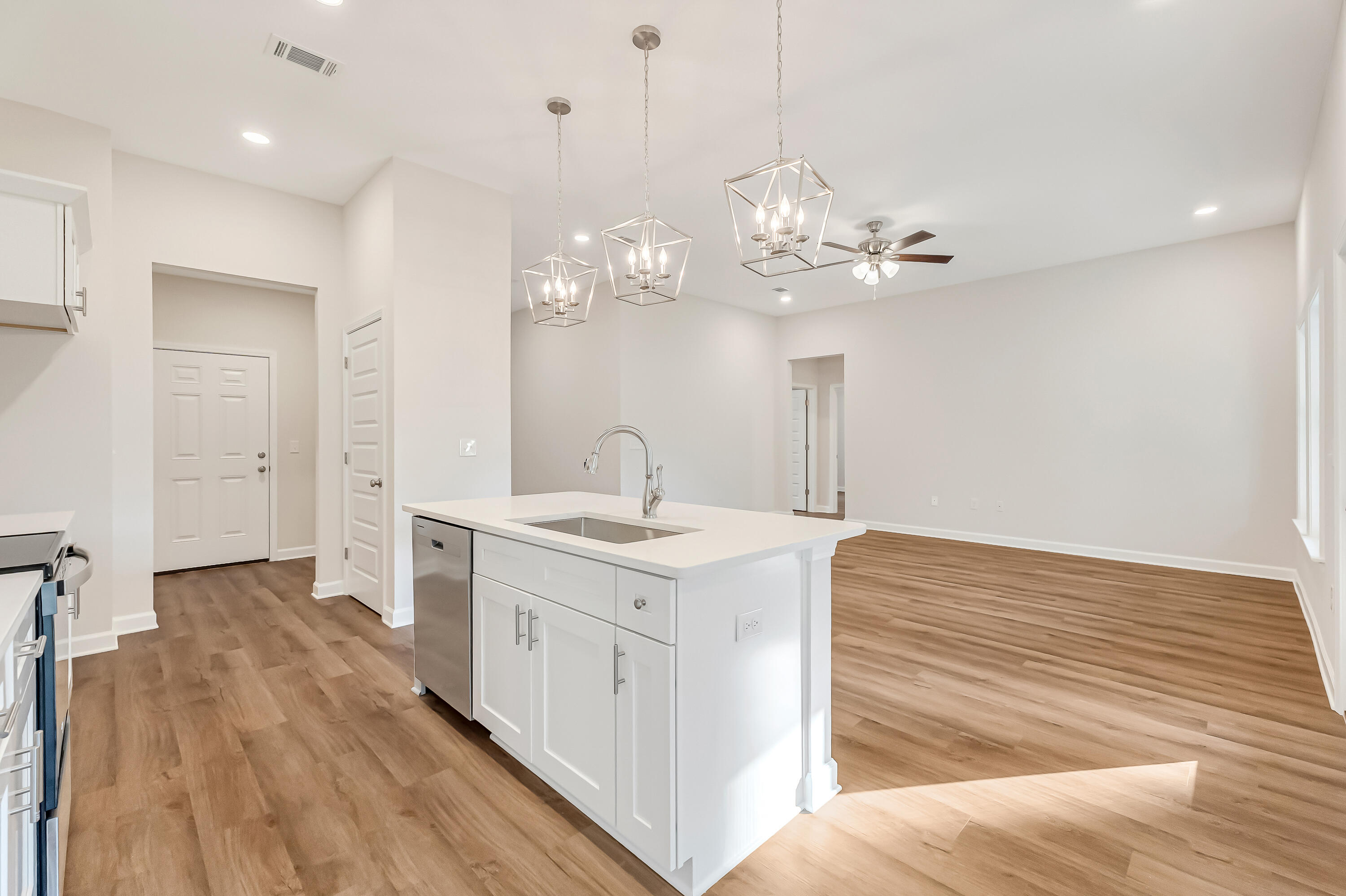 CORONADO VILLAGE PH II - Residential