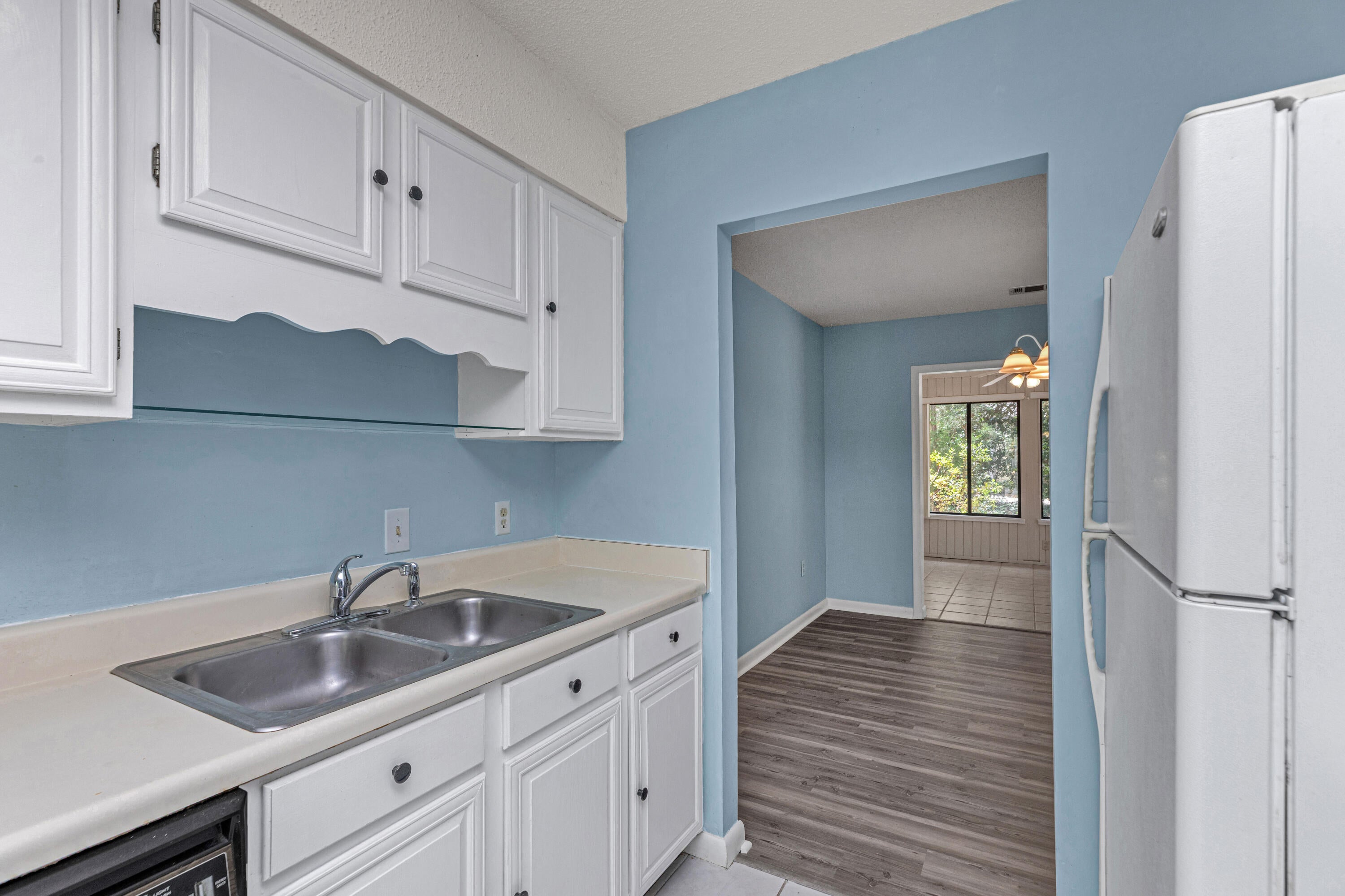 ROYAL OAK VILLAS BLUEWATER BAY - Residential
