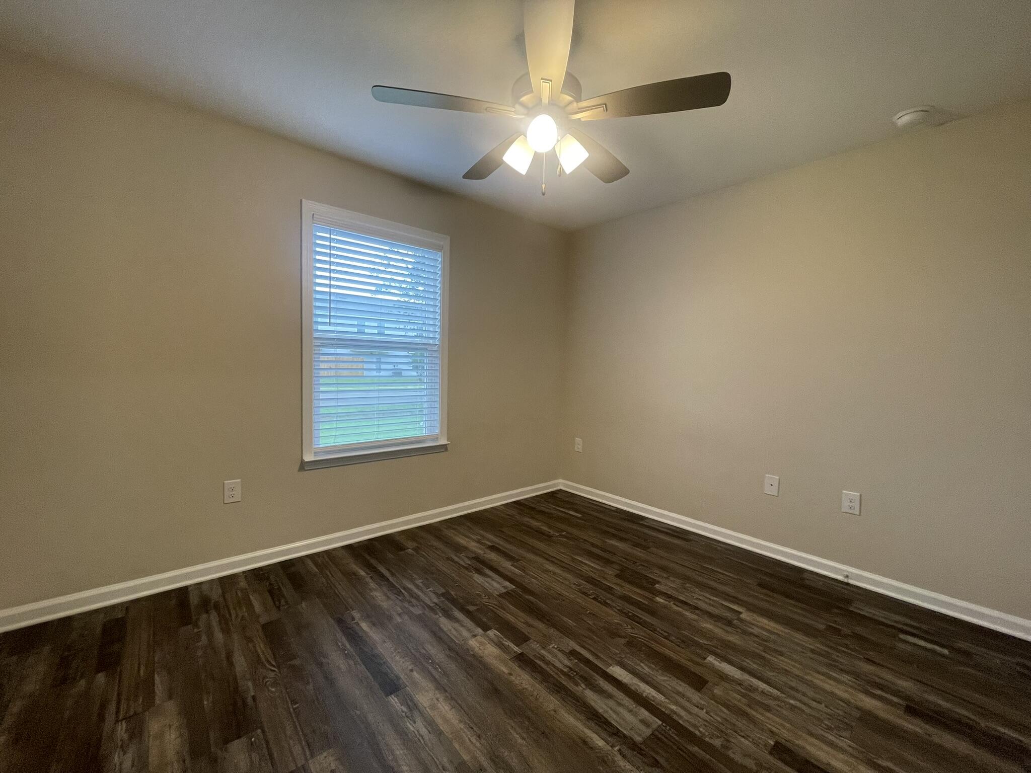 OAKDALE MIN/FARMS - Residential Lease