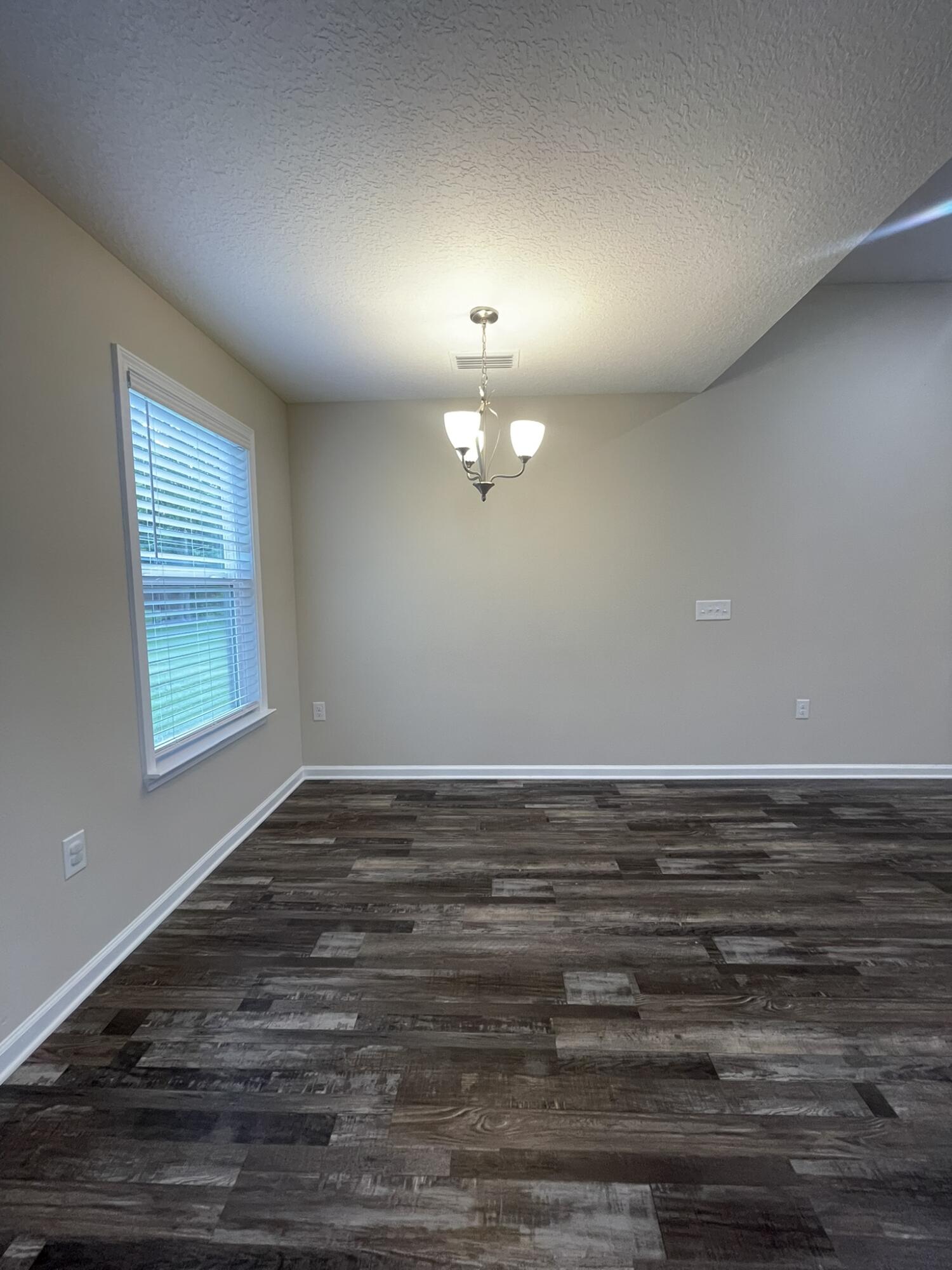 OAKDALE MIN/FARMS - Residential Lease