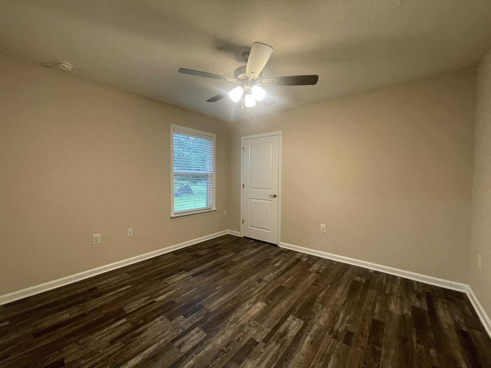 OAKDALE MIN/FARMS - Residential Lease