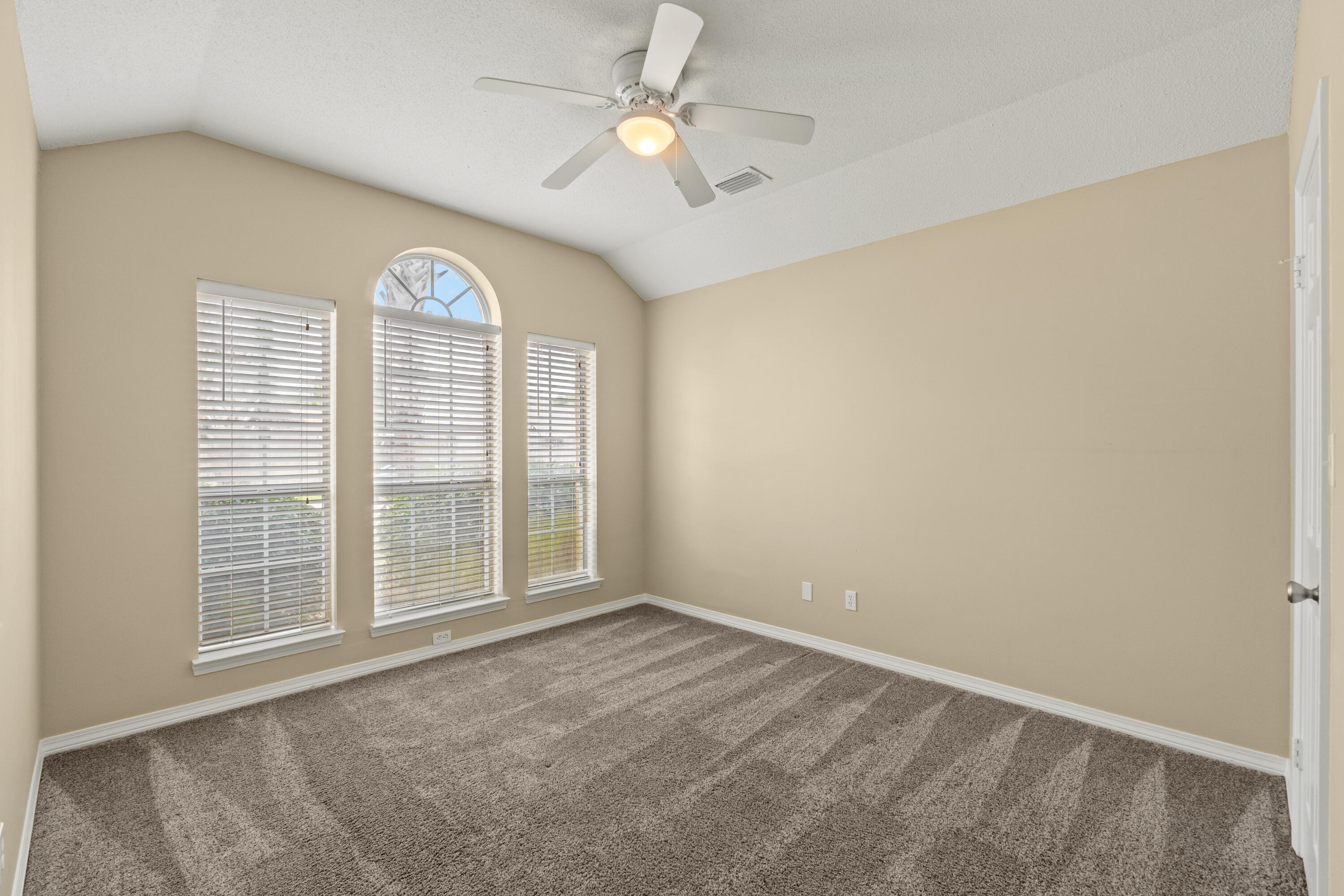 INDIAN TRAIL ESTATES - Residential