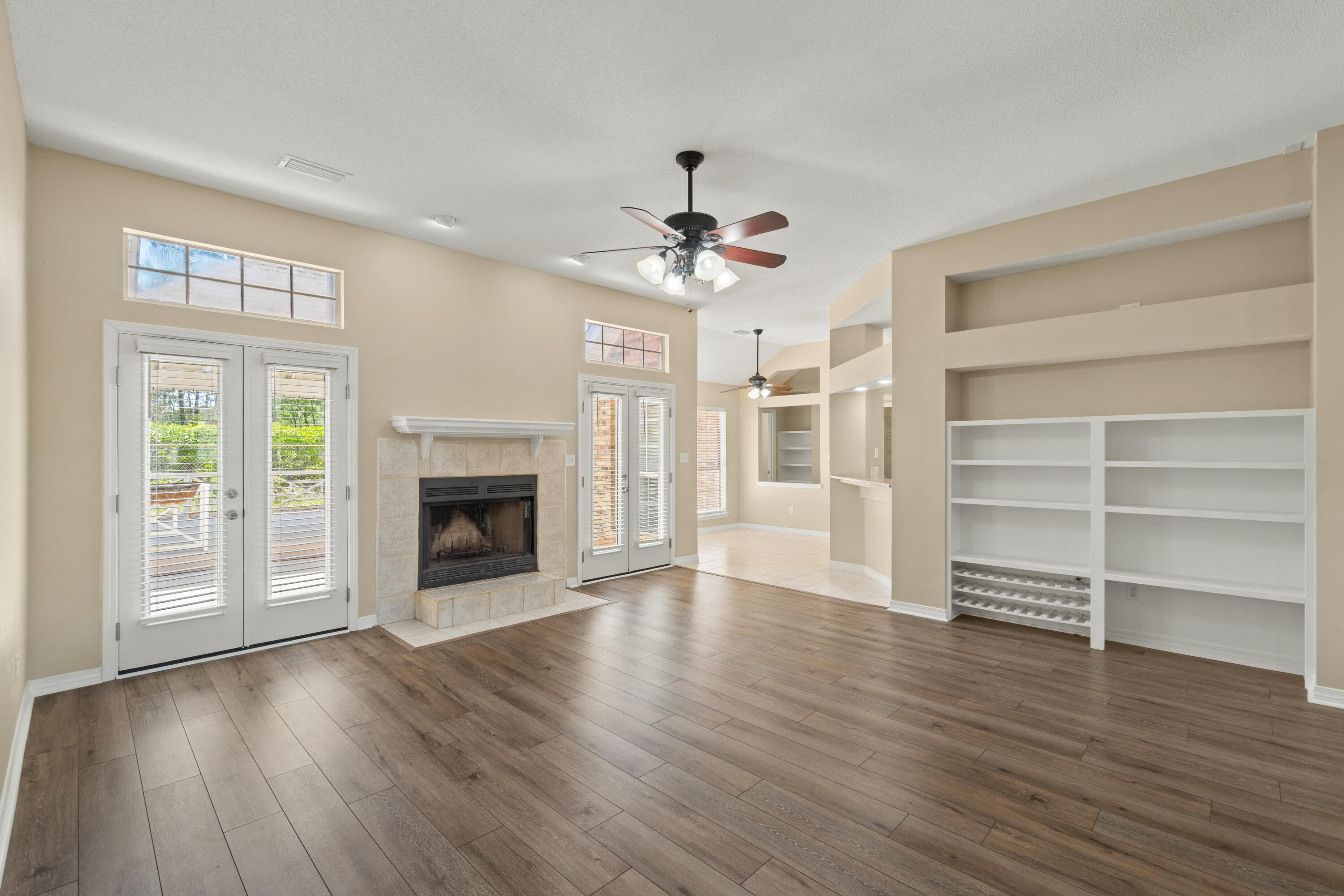 INDIAN TRAIL ESTATES - Residential