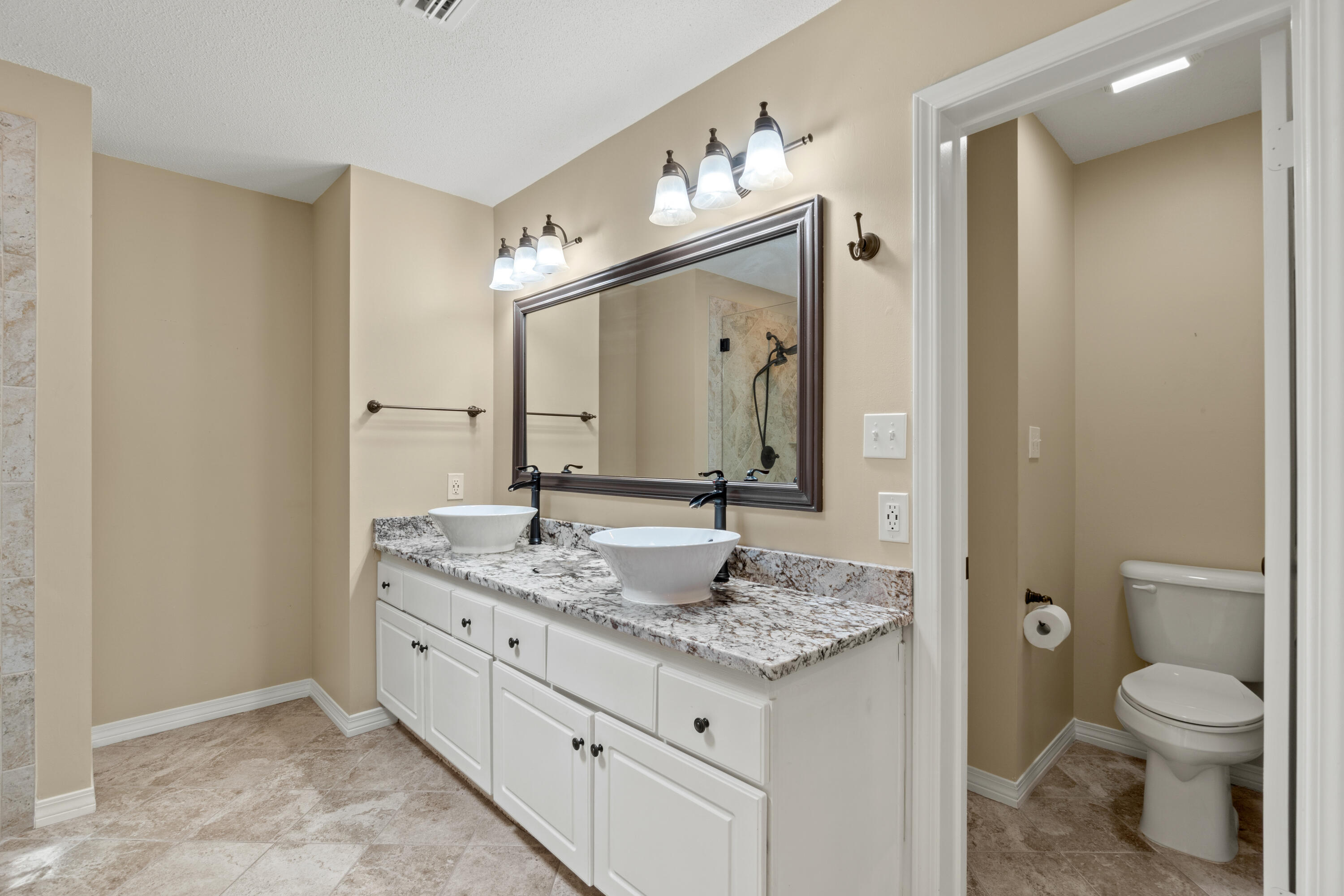 INDIAN TRAIL ESTATES - Residential
