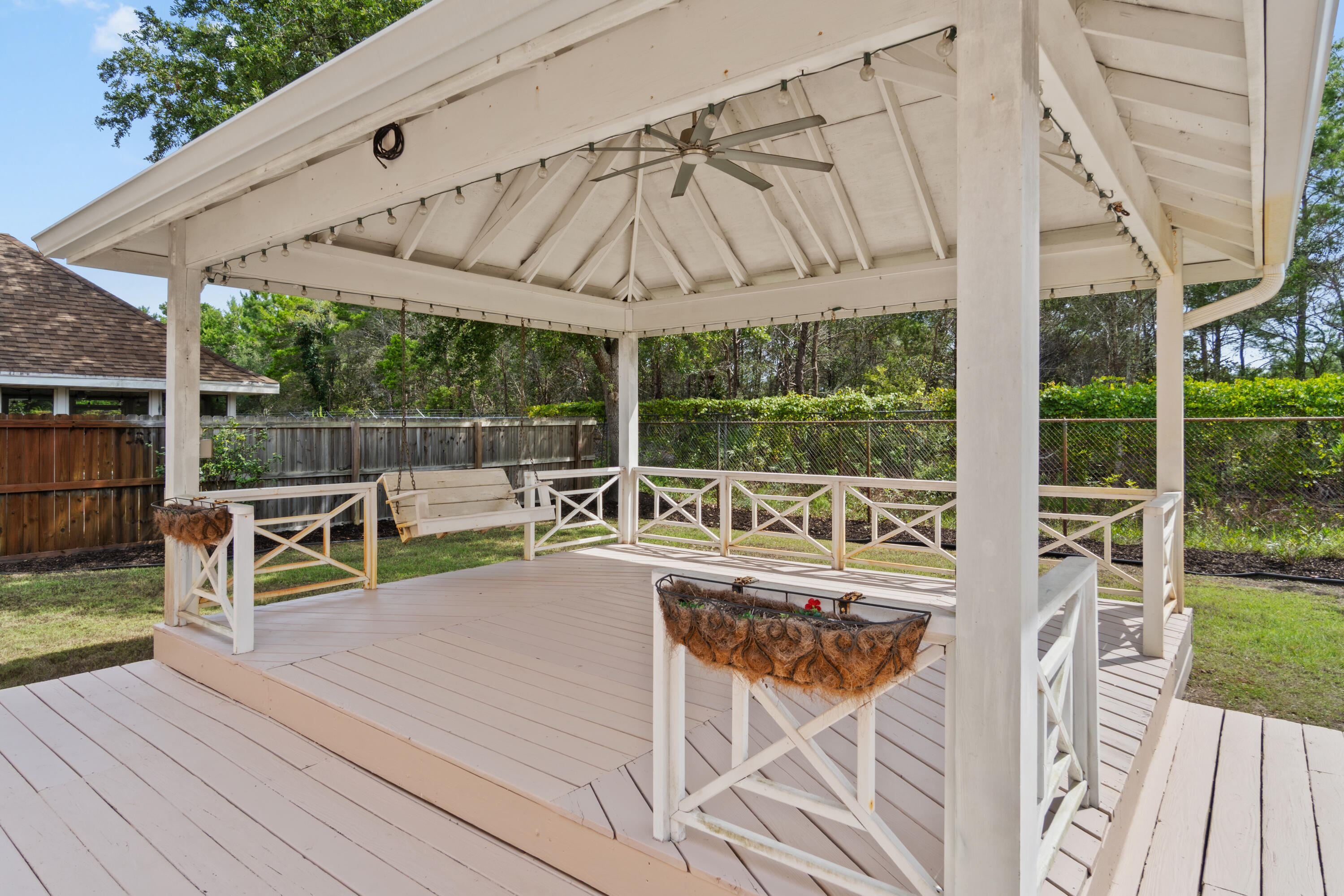 INDIAN TRAIL ESTATES - Residential