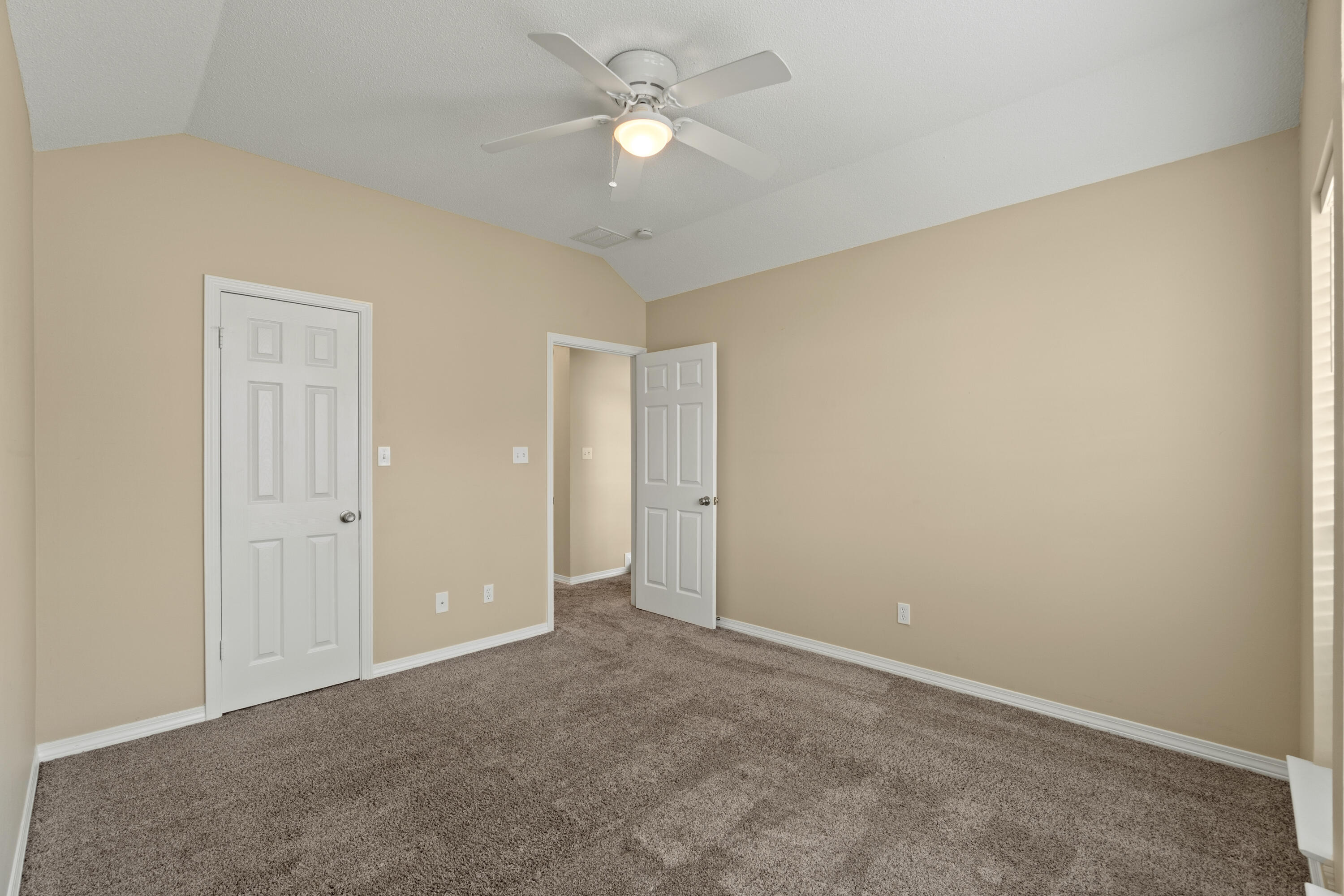 INDIAN TRAIL ESTATES - Residential