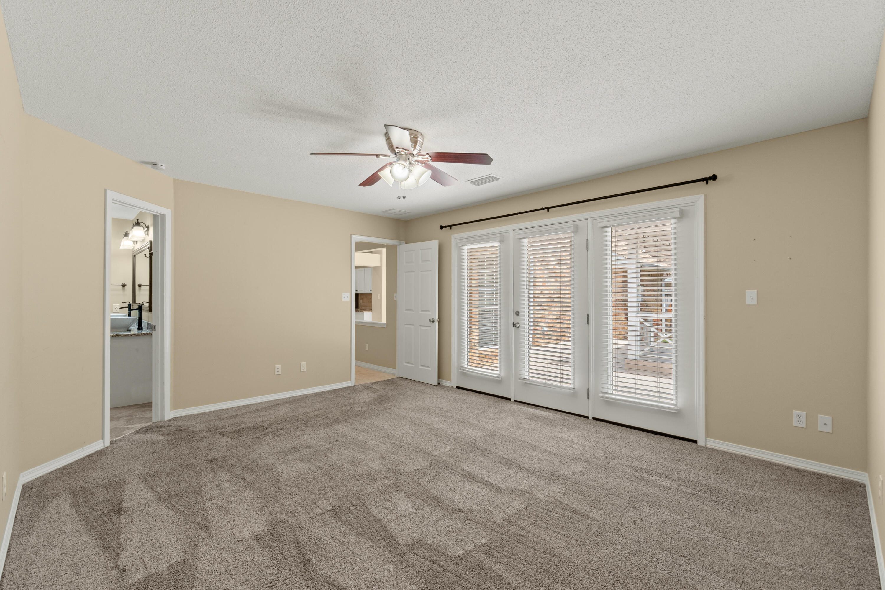 INDIAN TRAIL ESTATES - Residential