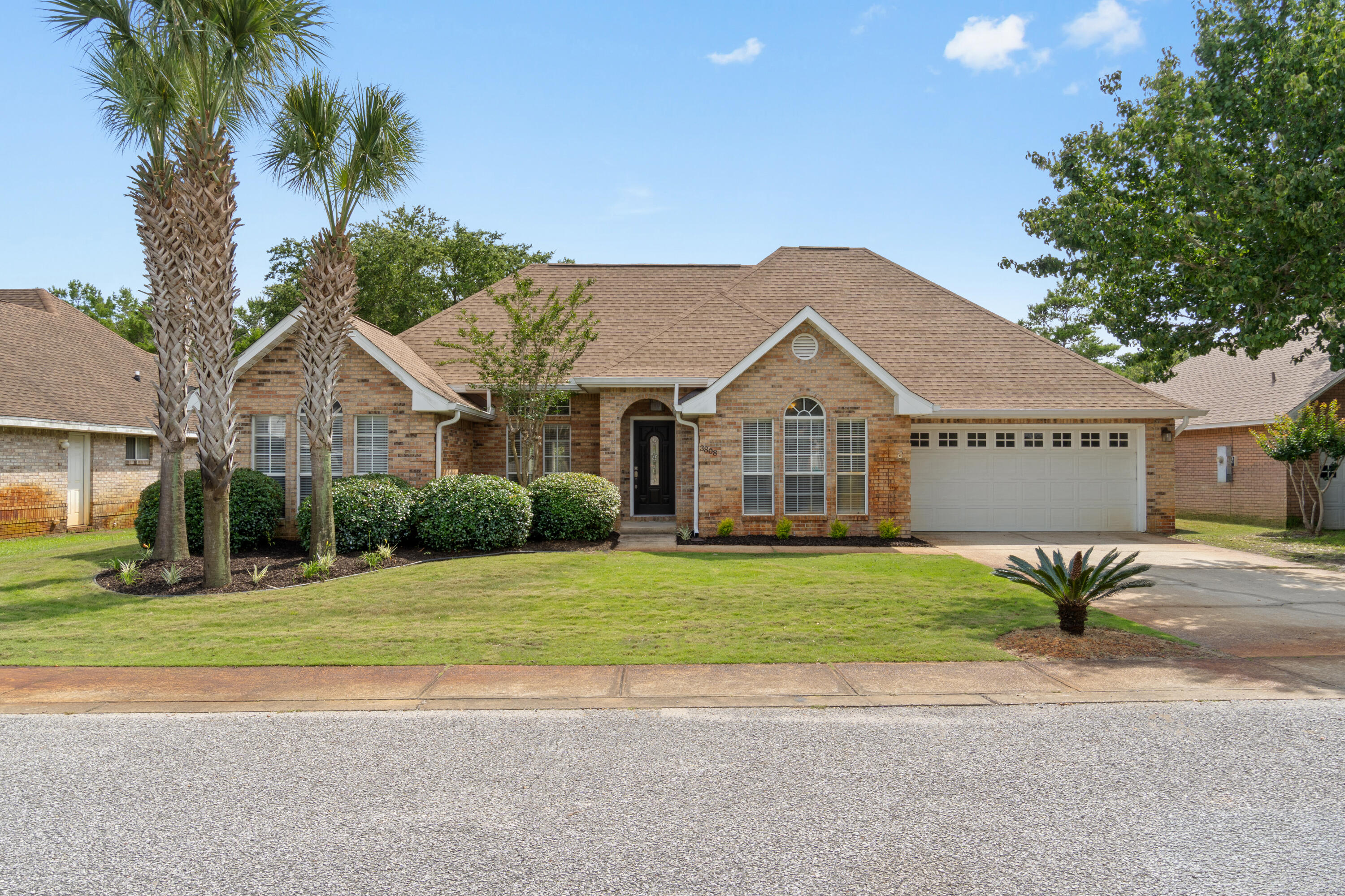 INDIAN TRAIL ESTATES - Residential