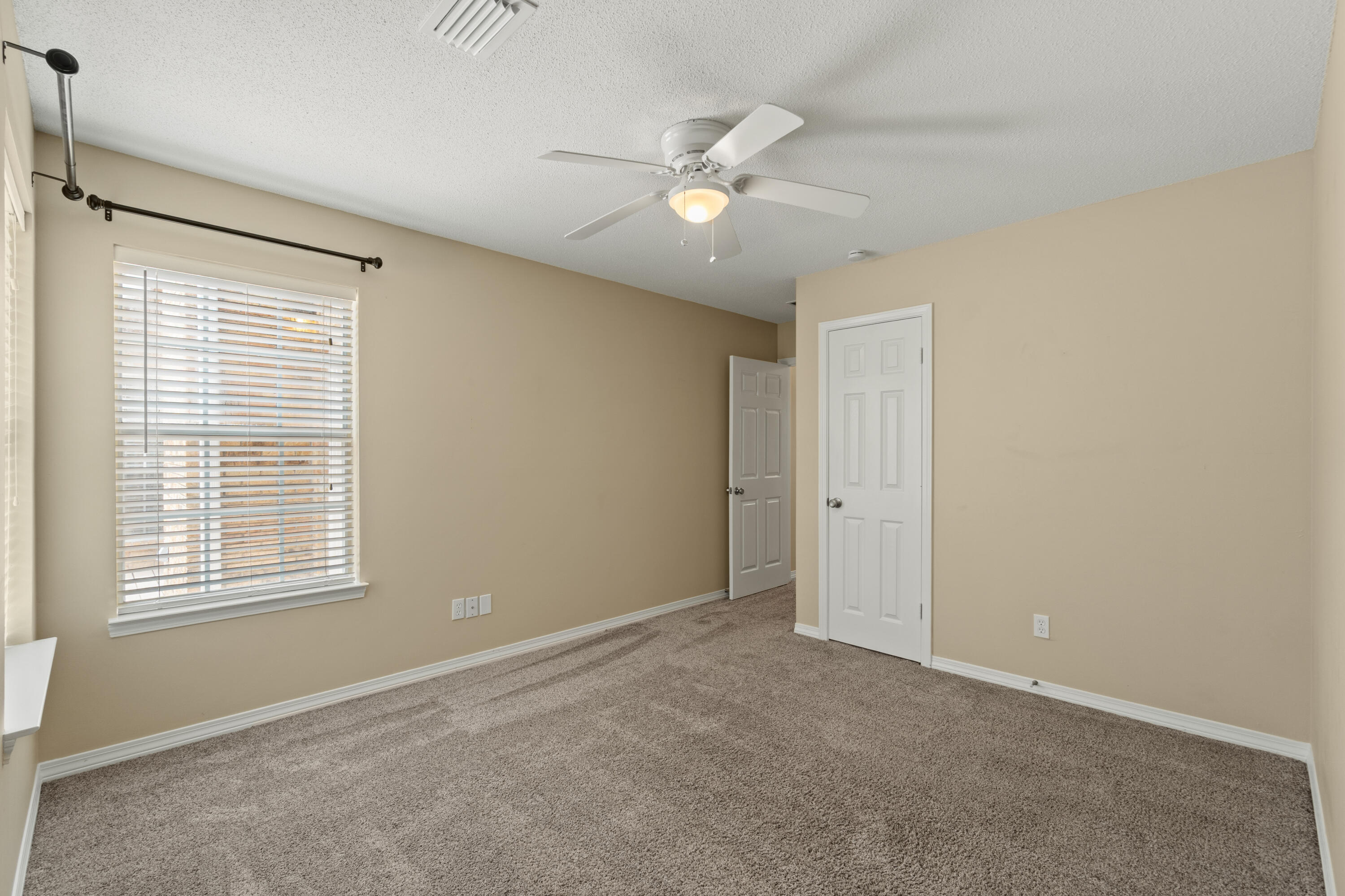 INDIAN TRAIL ESTATES - Residential