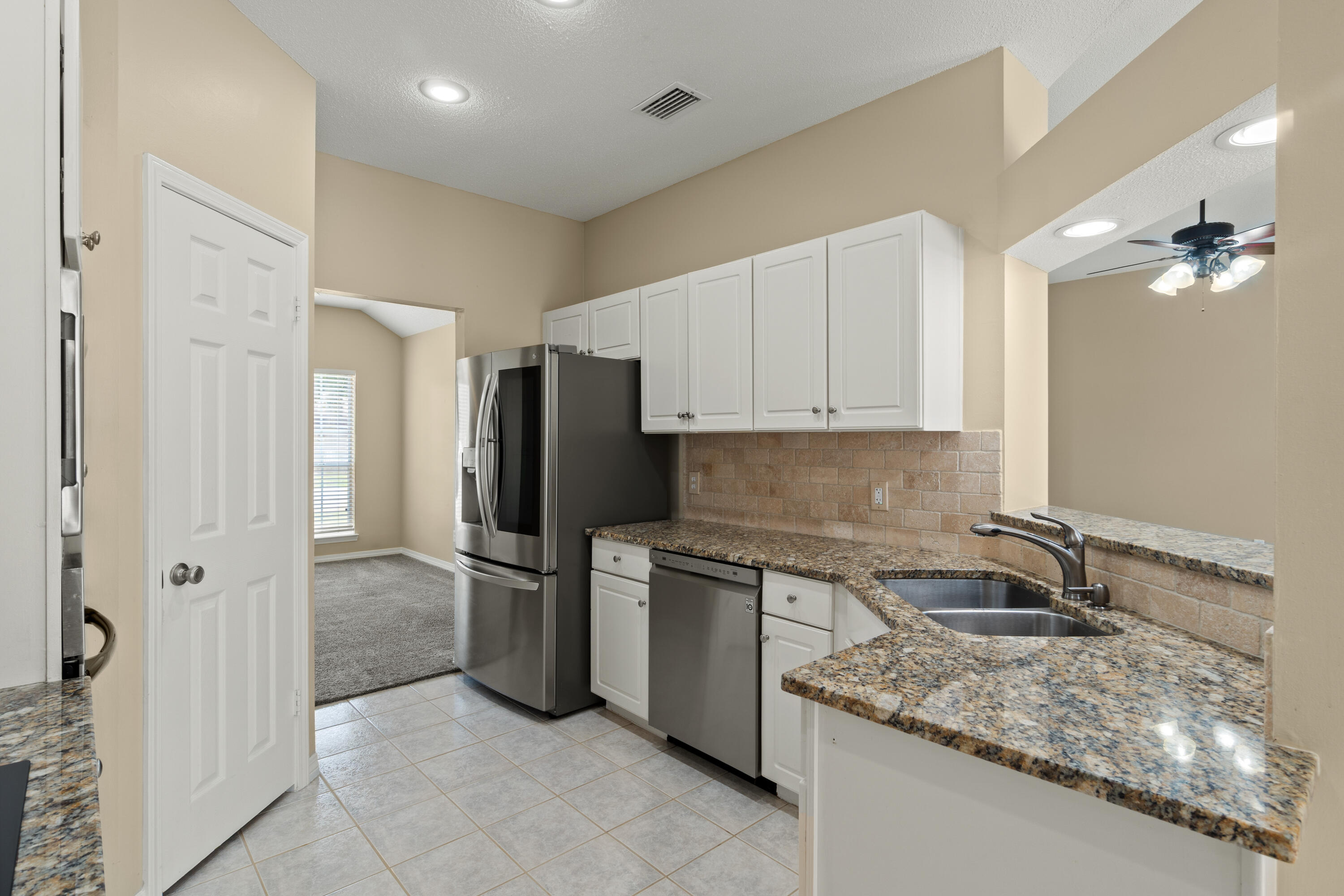 INDIAN TRAIL ESTATES - Residential