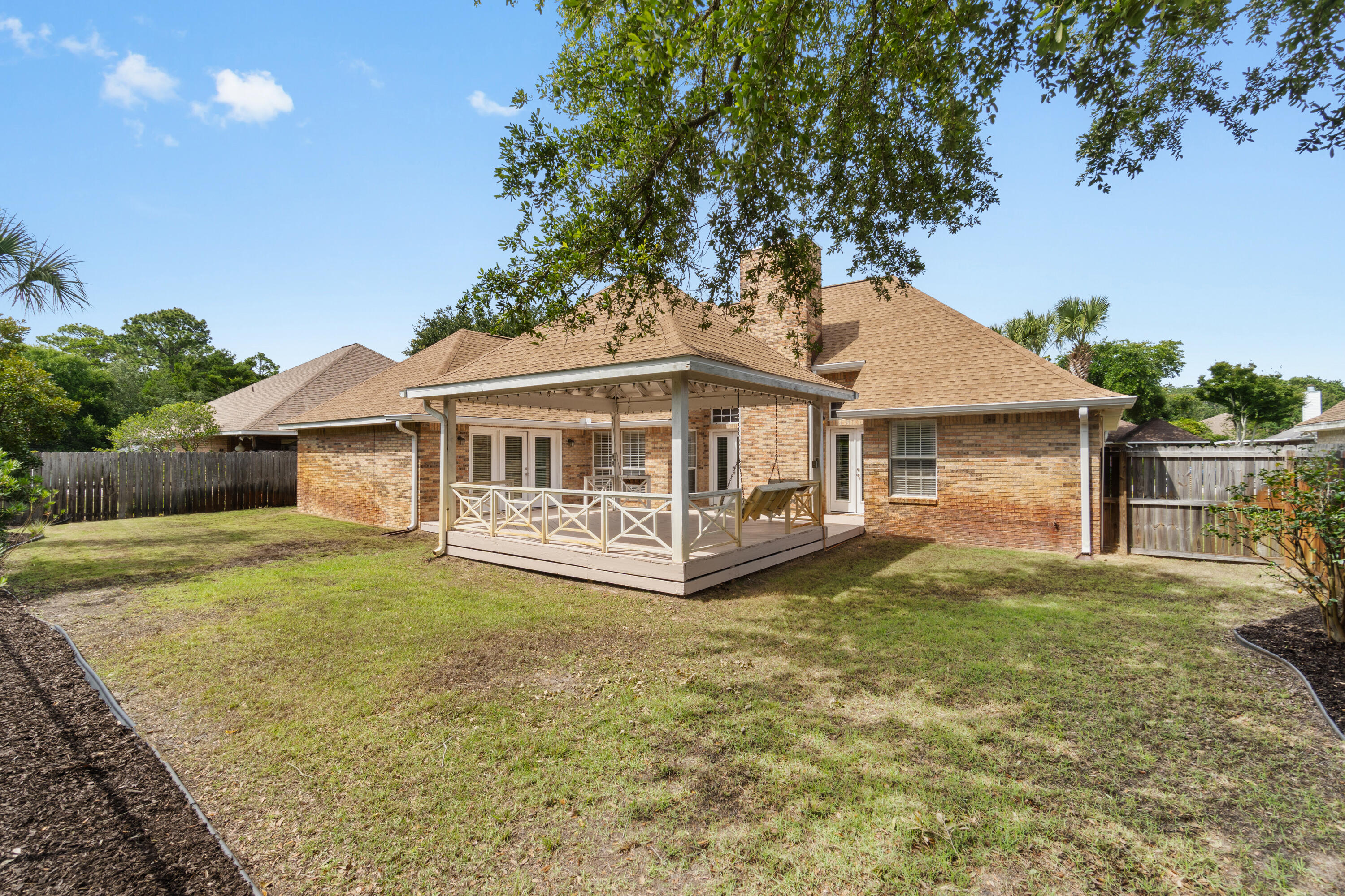 INDIAN TRAIL ESTATES - Residential
