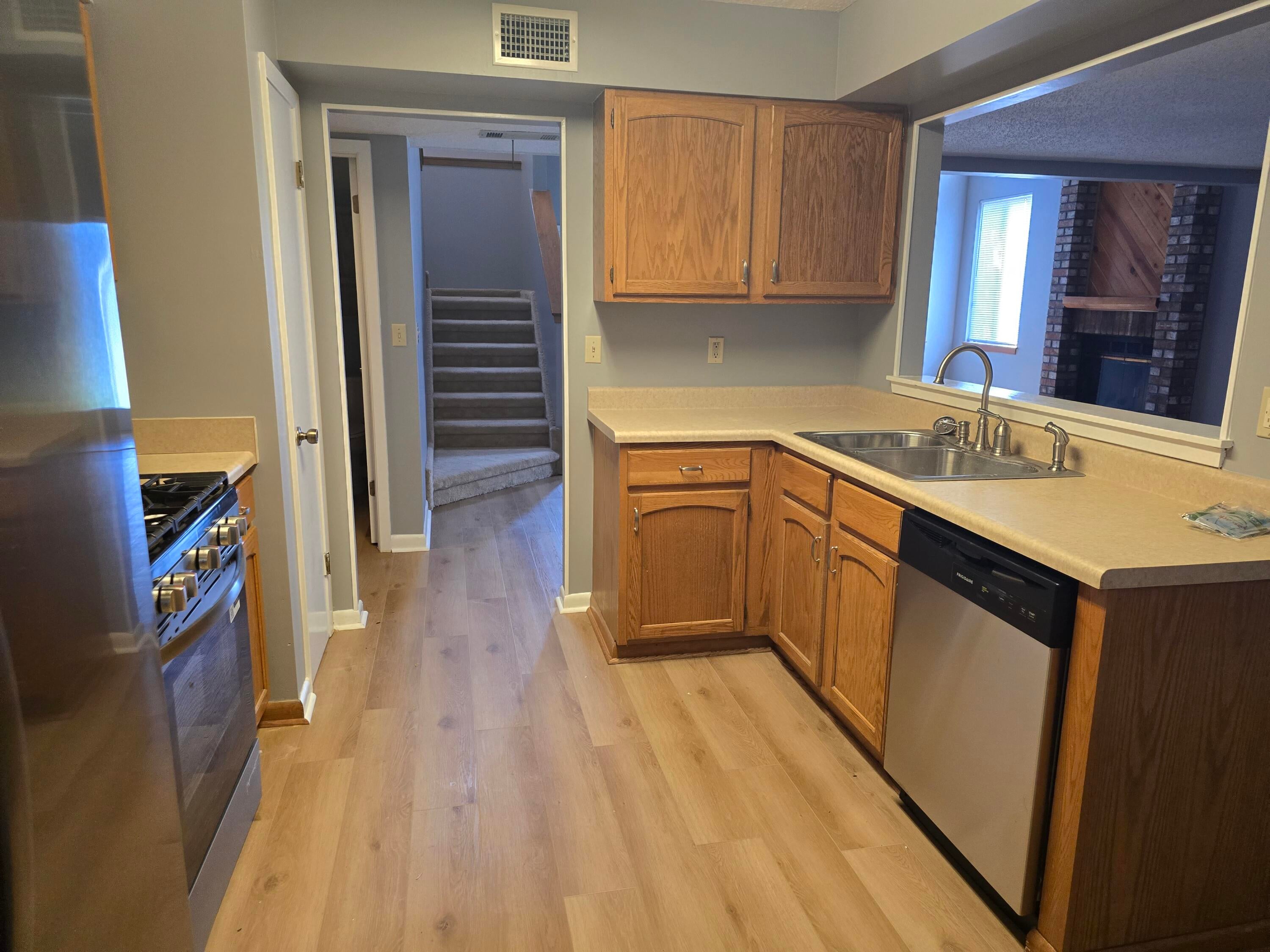 CEDAR RIDGE PH 7A - Residential Lease