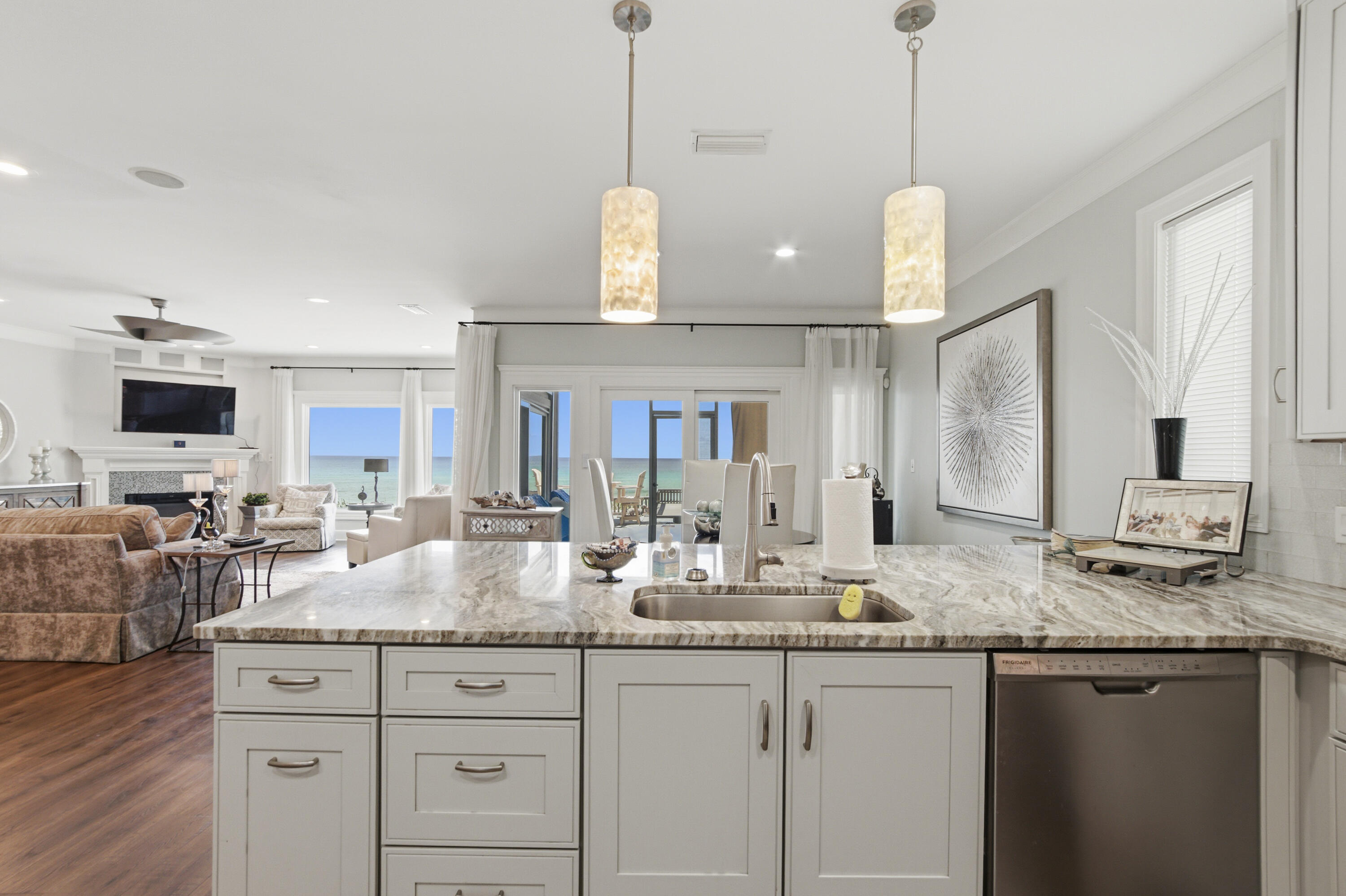 SAND CLIFFS - Residential
