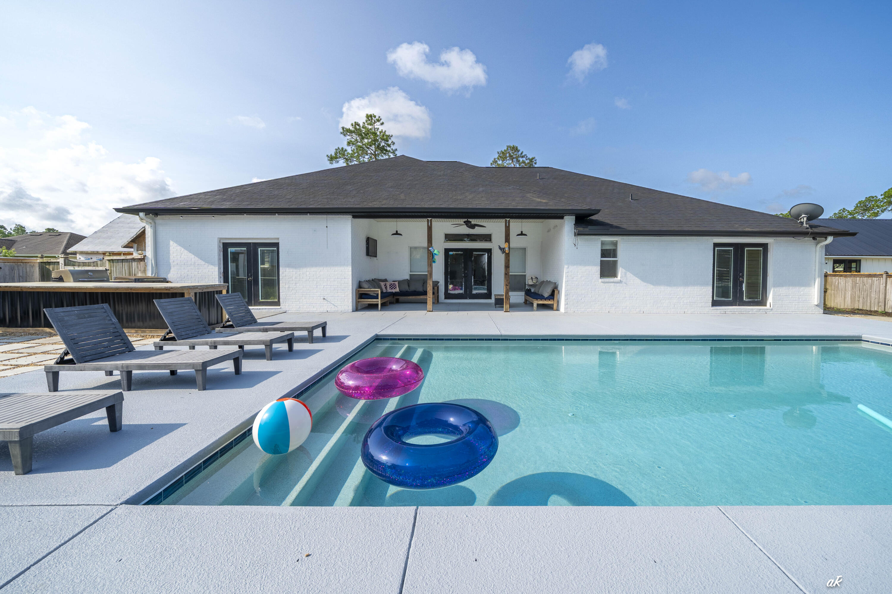 White Oaks - Residential