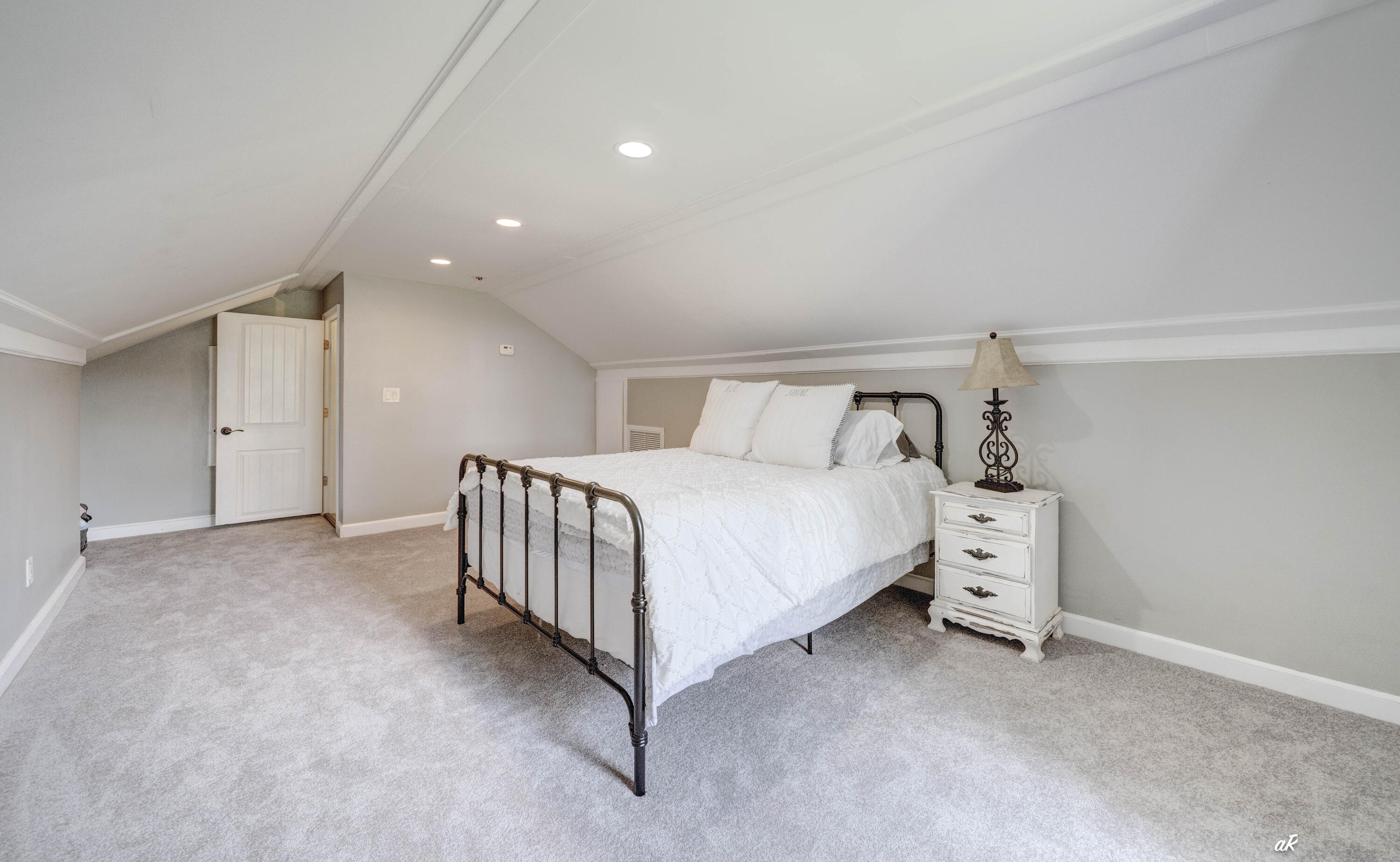White Oaks - Residential