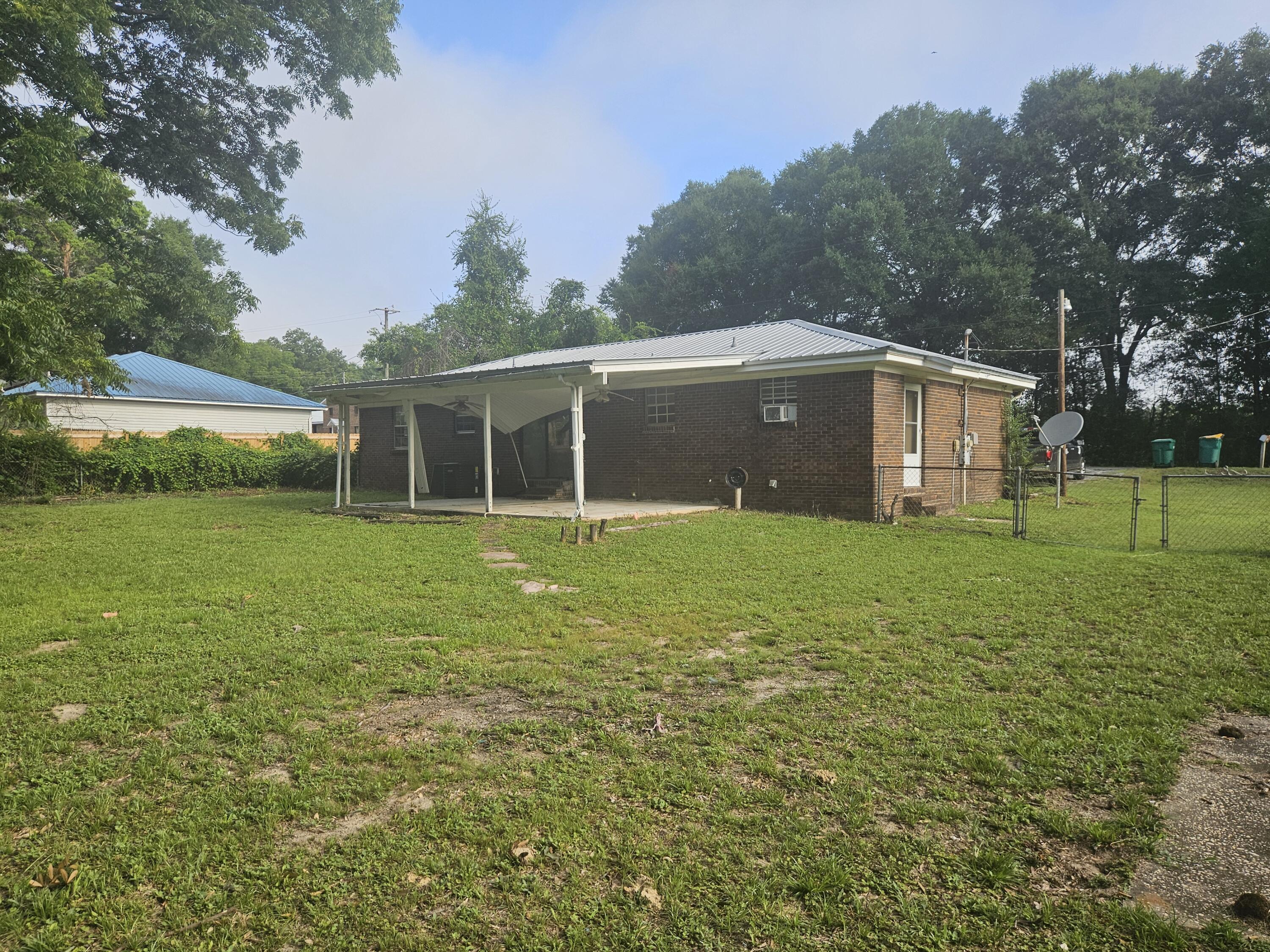 OAKDALE MINI FARMS - Residential