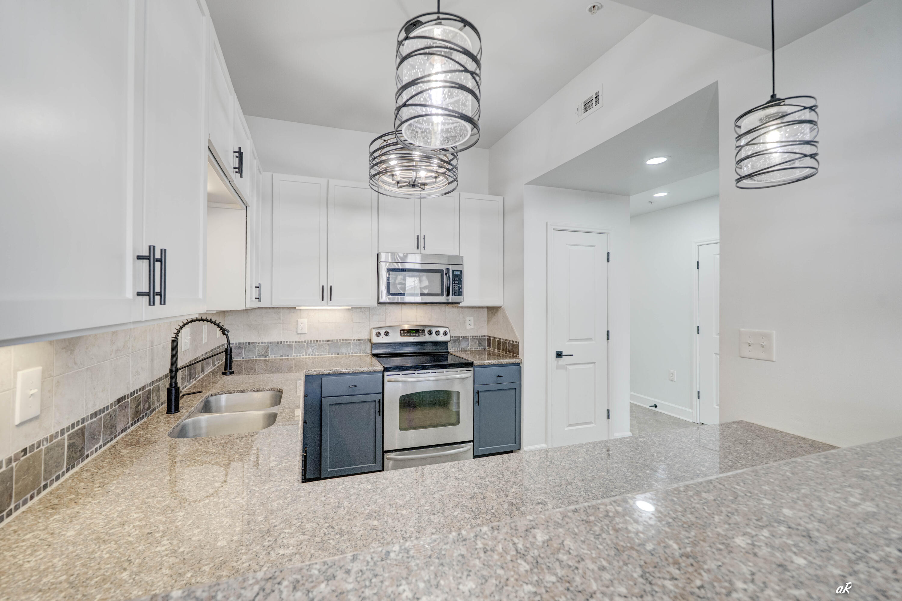 ISLAND RESERVE - Residential
