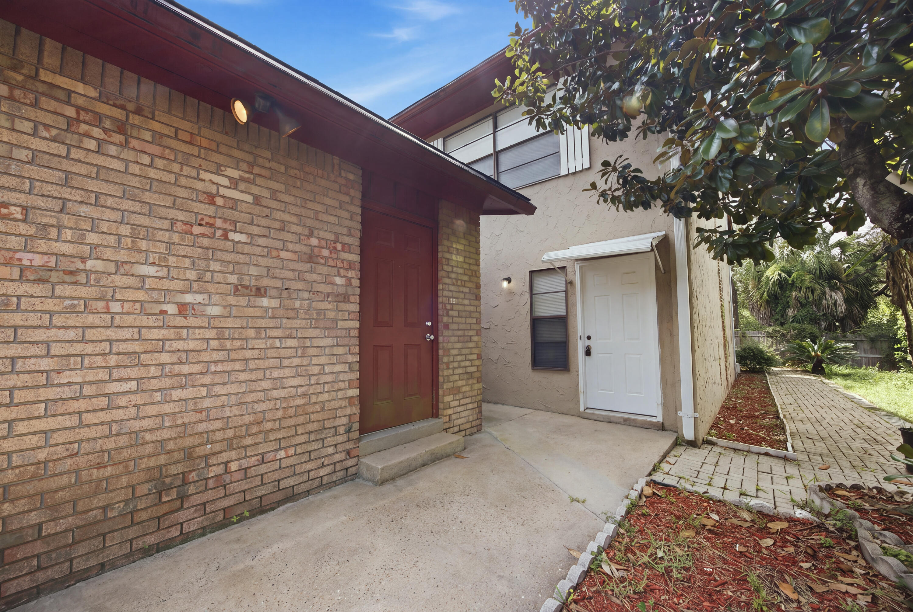 PORT DIXIE BEG NE COR BLK 56 S 164.67 FT - Residential