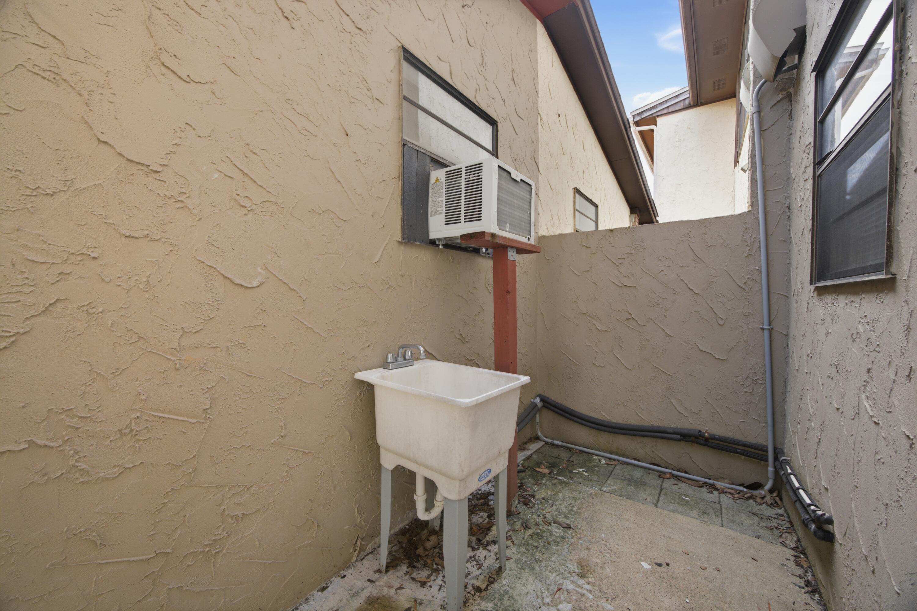 PORT DIXIE BEG NE COR BLK 56 S 164.67 FT - Residential