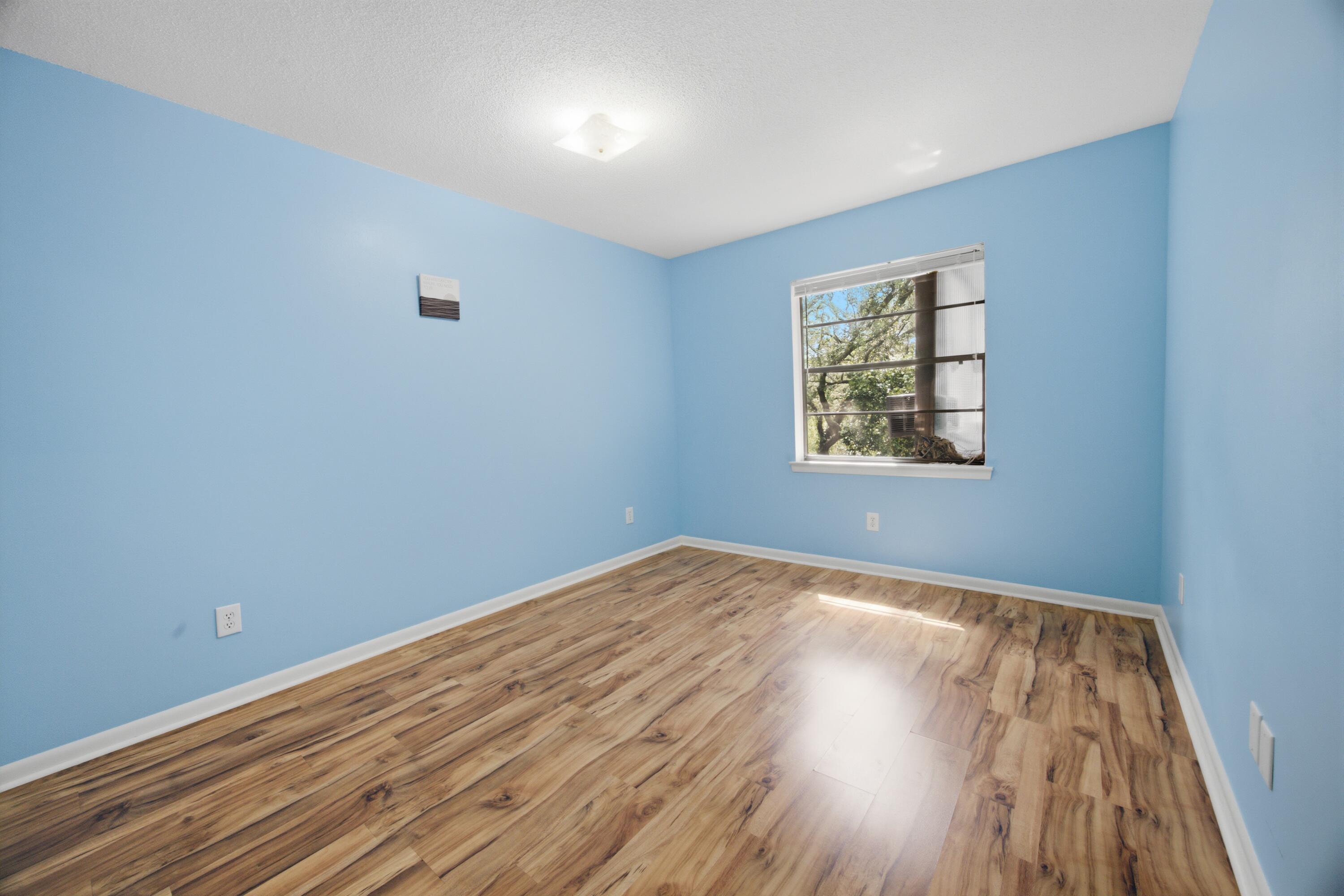 PORT DIXIE BEG NE COR BLK 56 S 164.67 FT - Residential