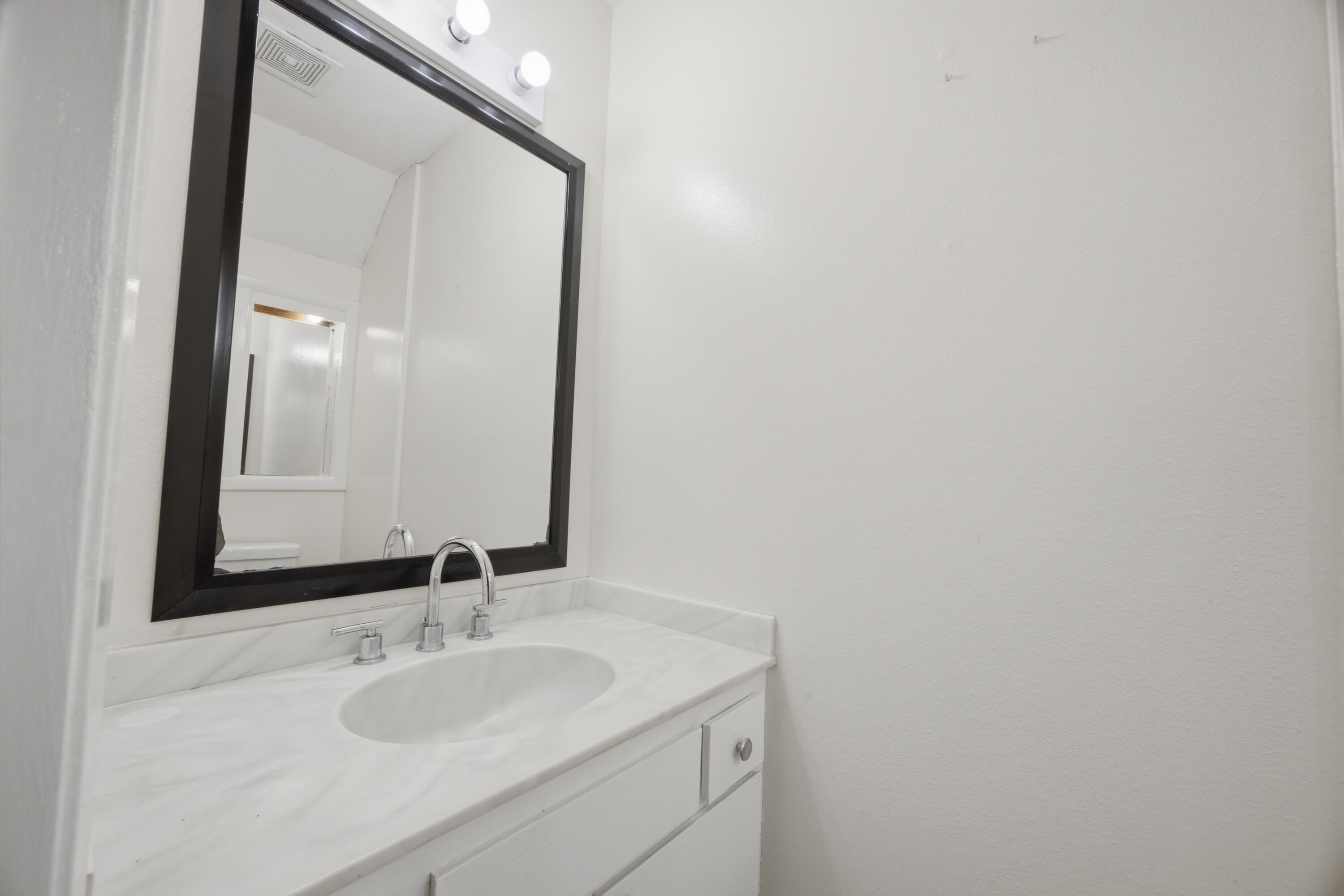 PORT DIXIE BEG NE COR BLK 56 S 164.67 FT - Residential