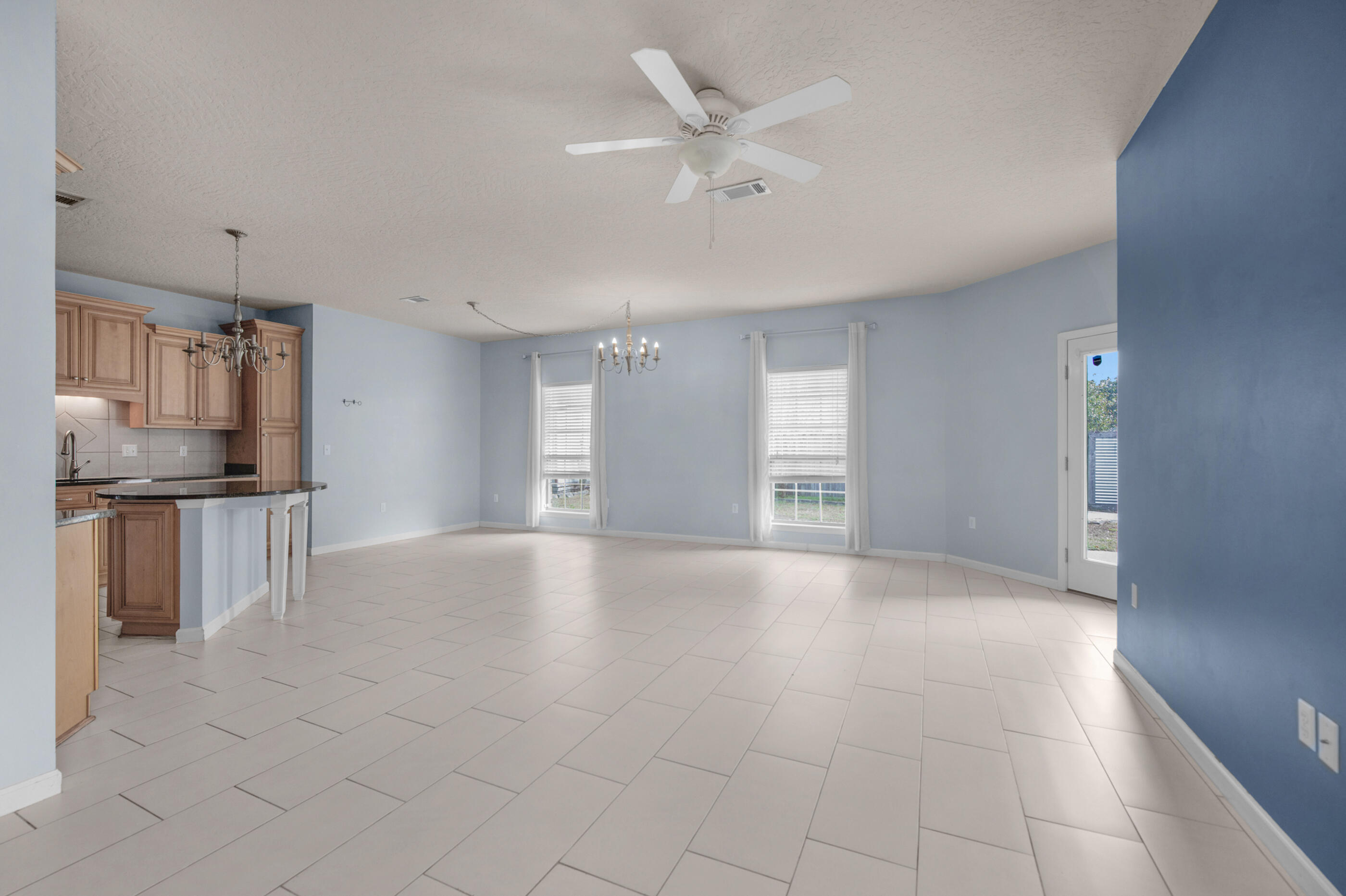 DUGGAN POND ESTATES - Residential Lease