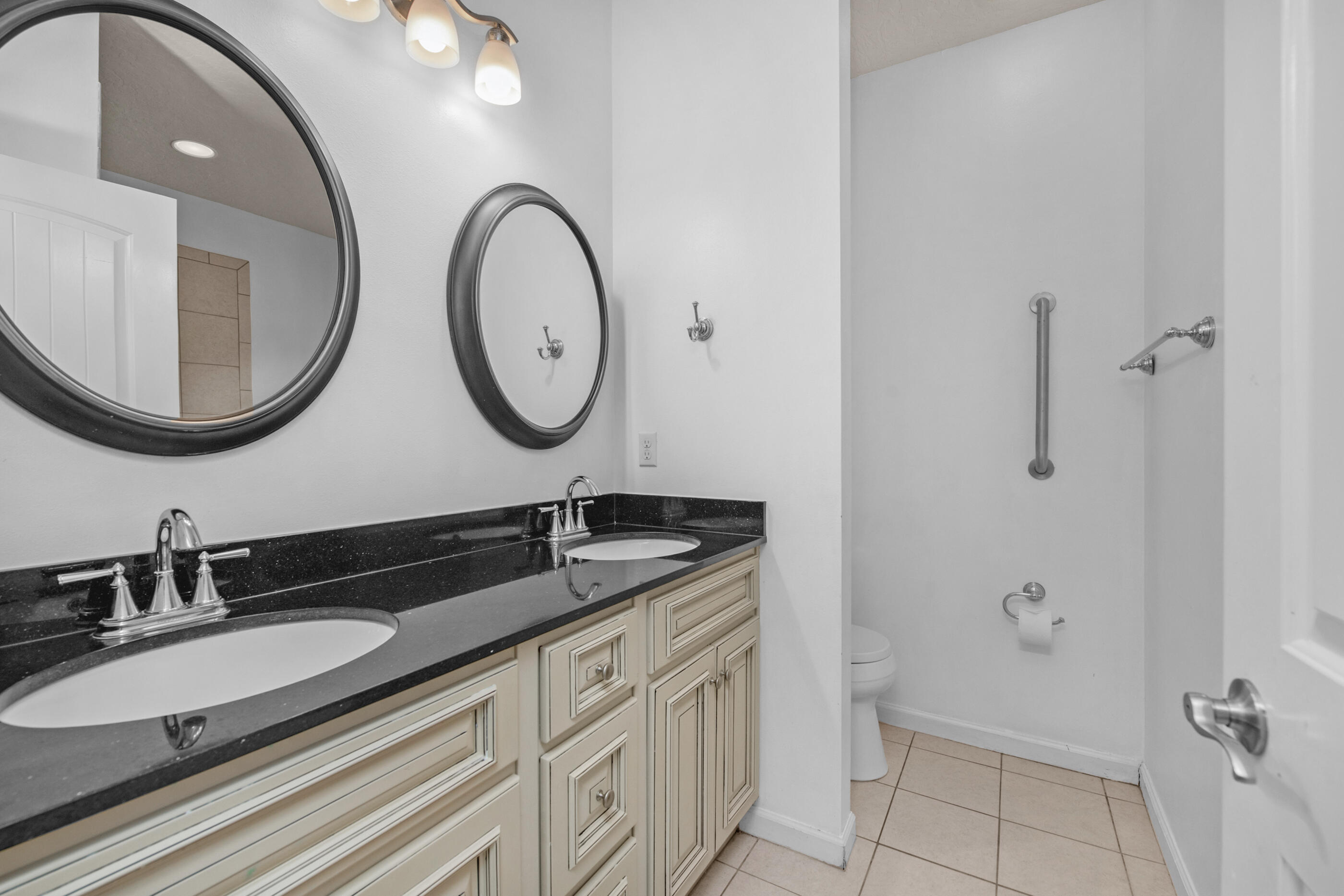 DUGGAN POND ESTATES - Residential Lease