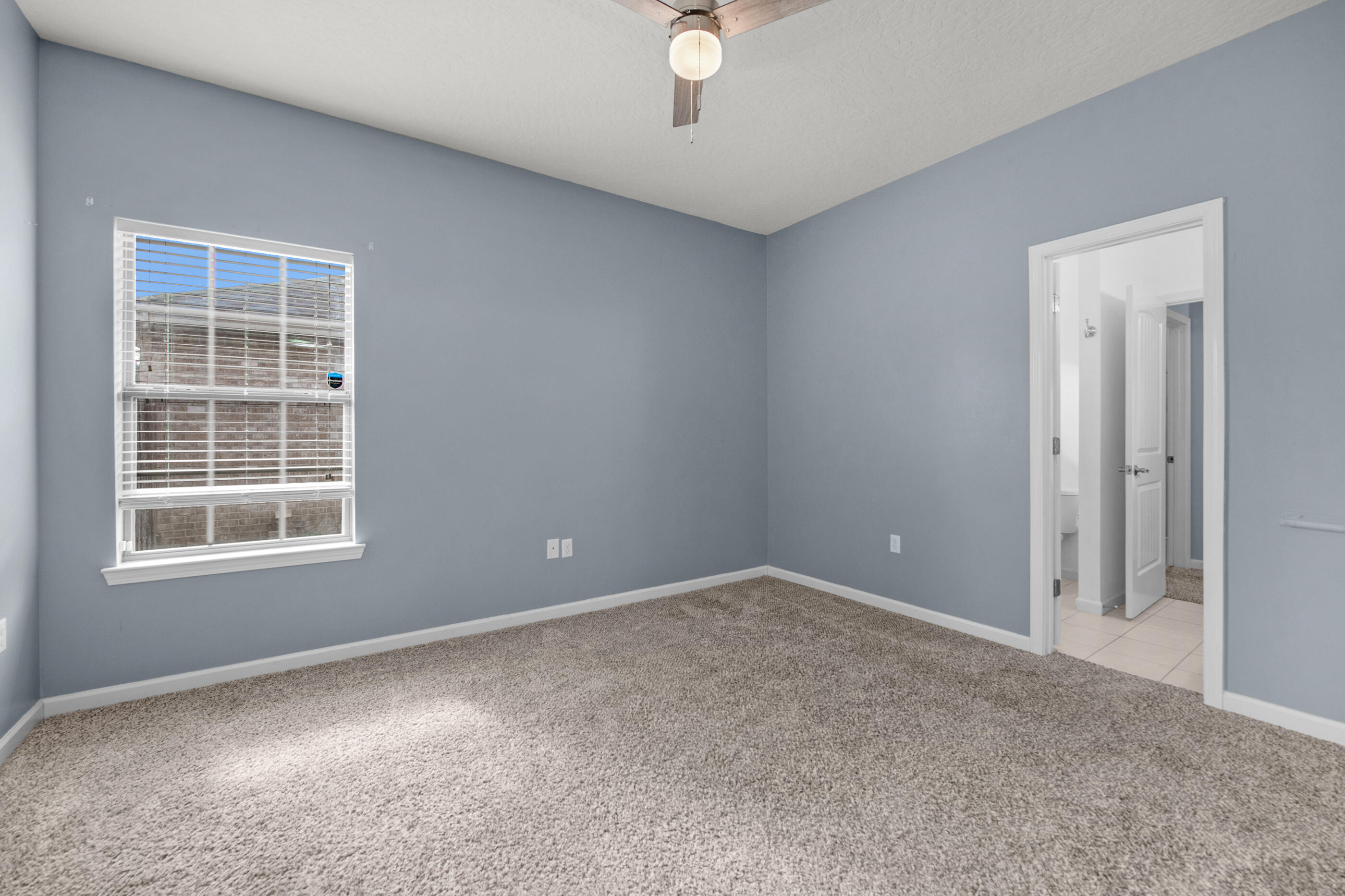 DUGGAN POND ESTATES - Residential Lease