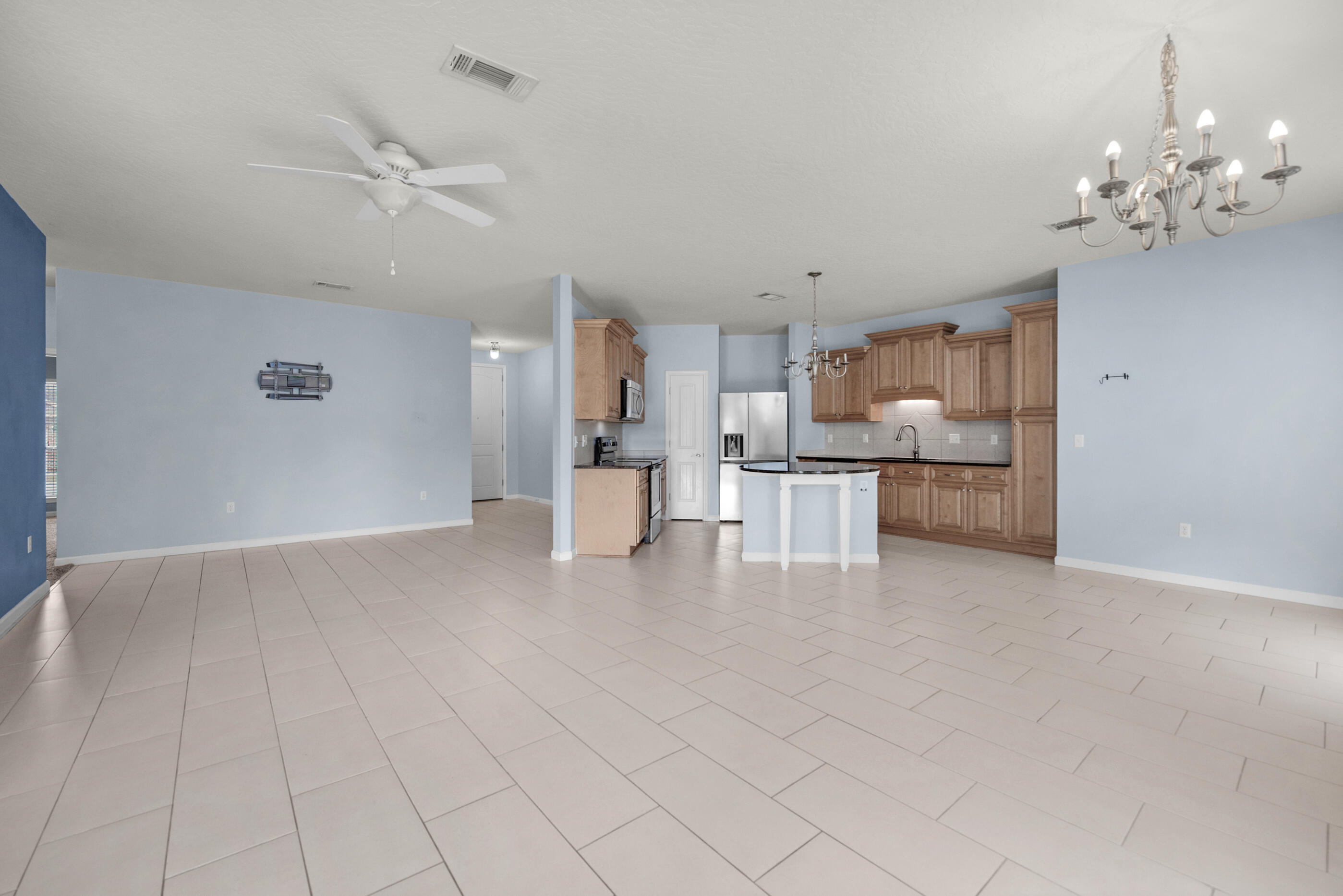 DUGGAN POND ESTATES - Residential Lease