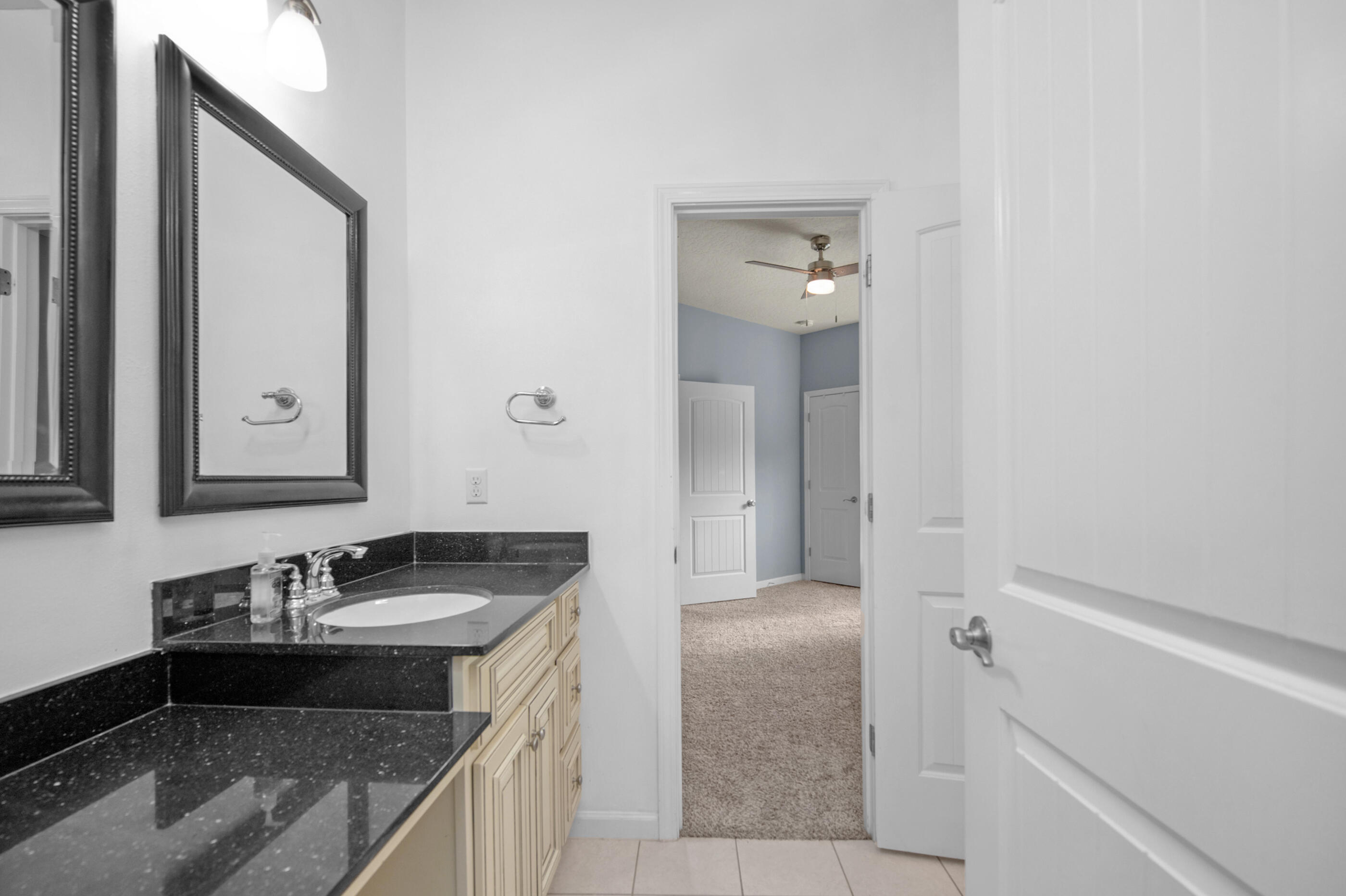 DUGGAN POND ESTATES - Residential Lease