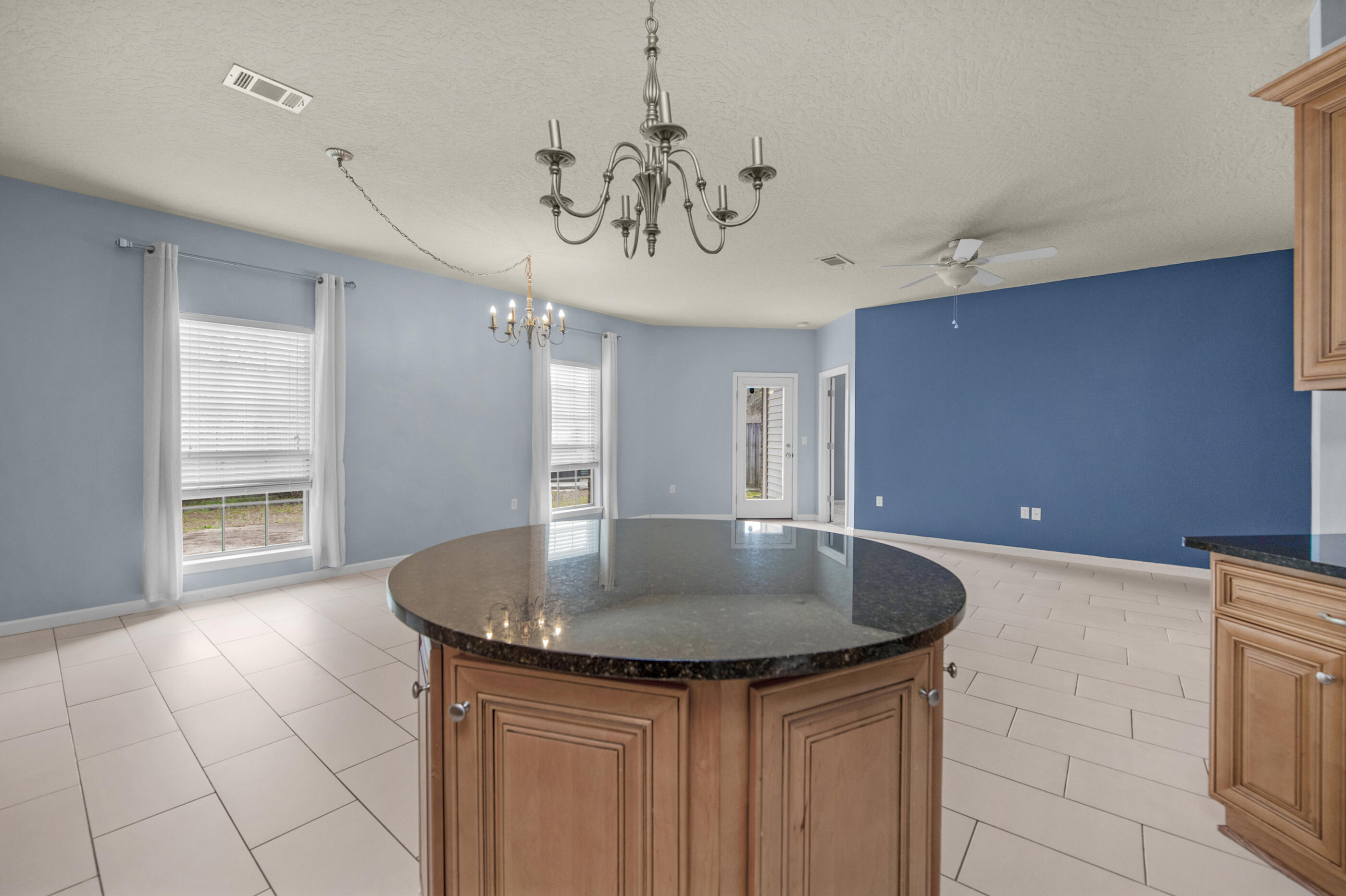DUGGAN POND ESTATES - Residential Lease
