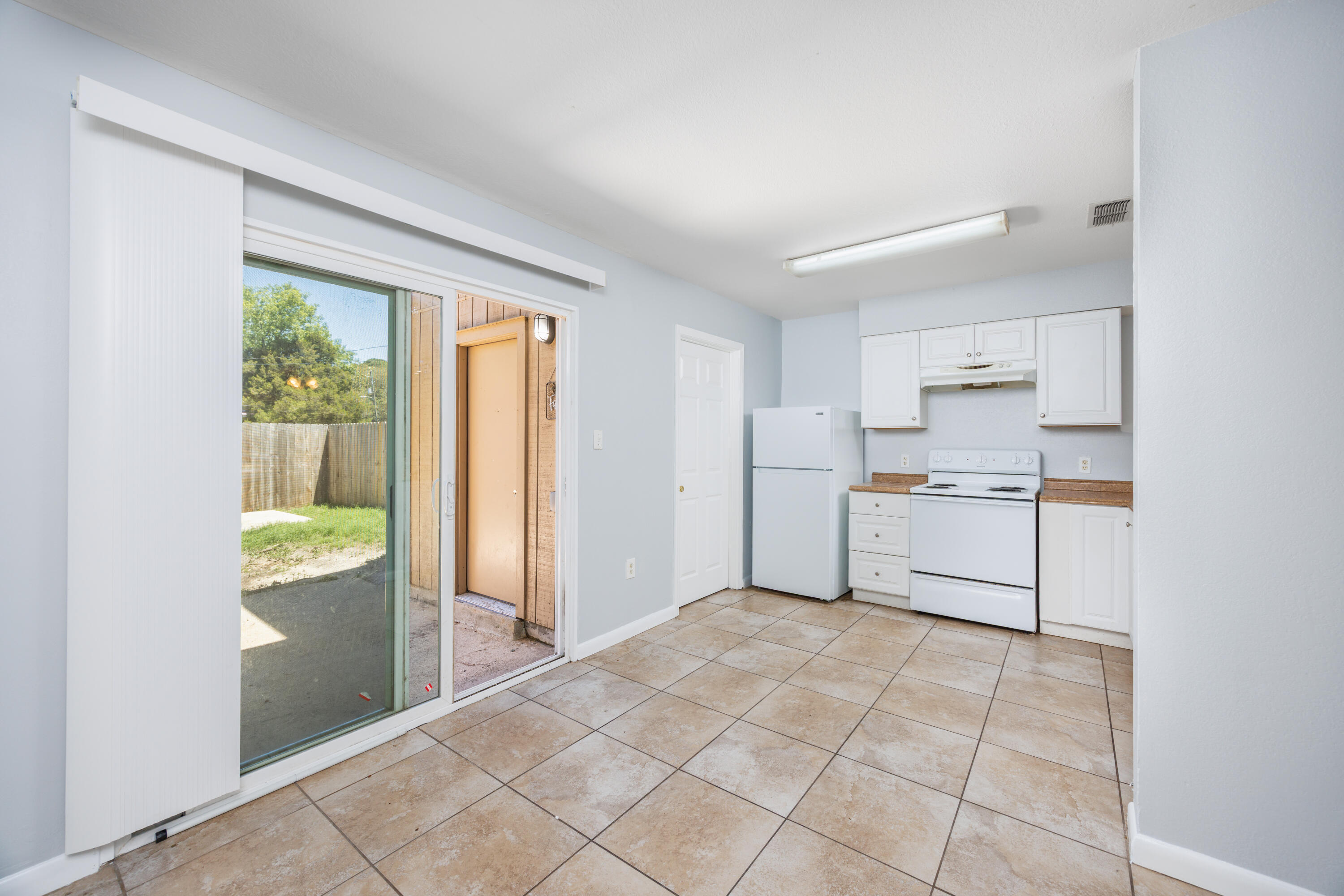 DEVAUX T/H  UNIT 2 - Residential