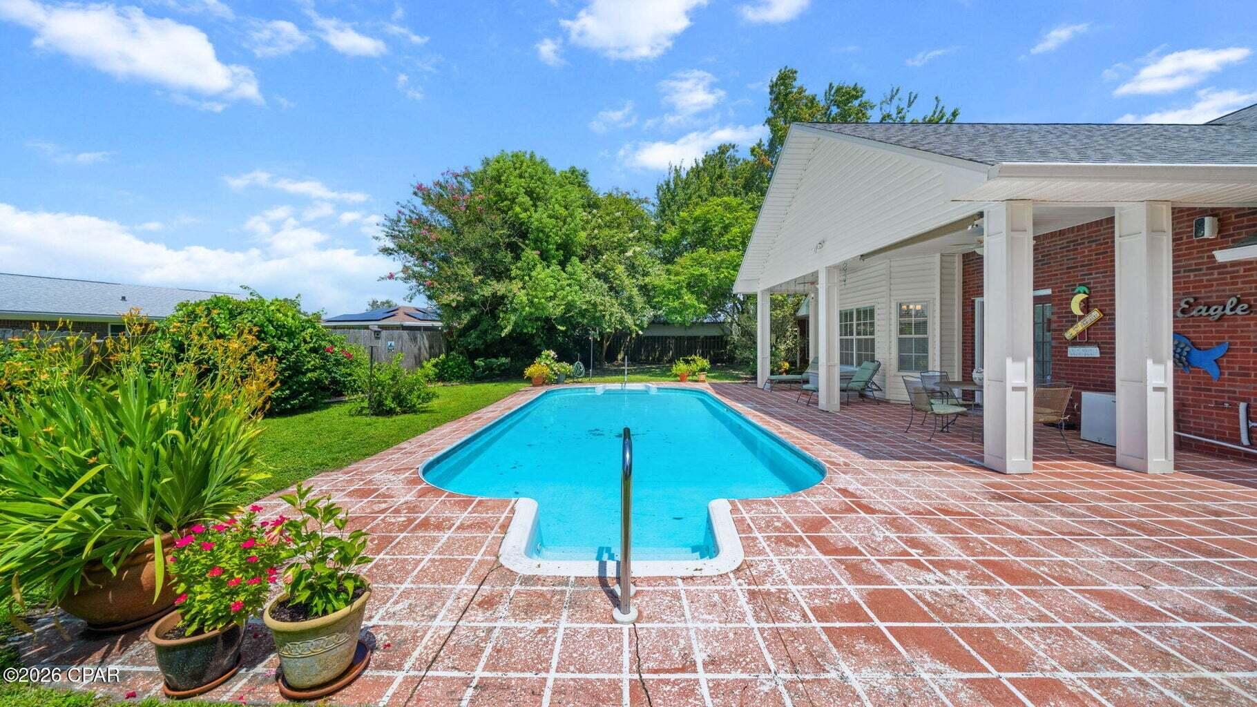 NORTHSHORE ADDN PH 6 - Residential