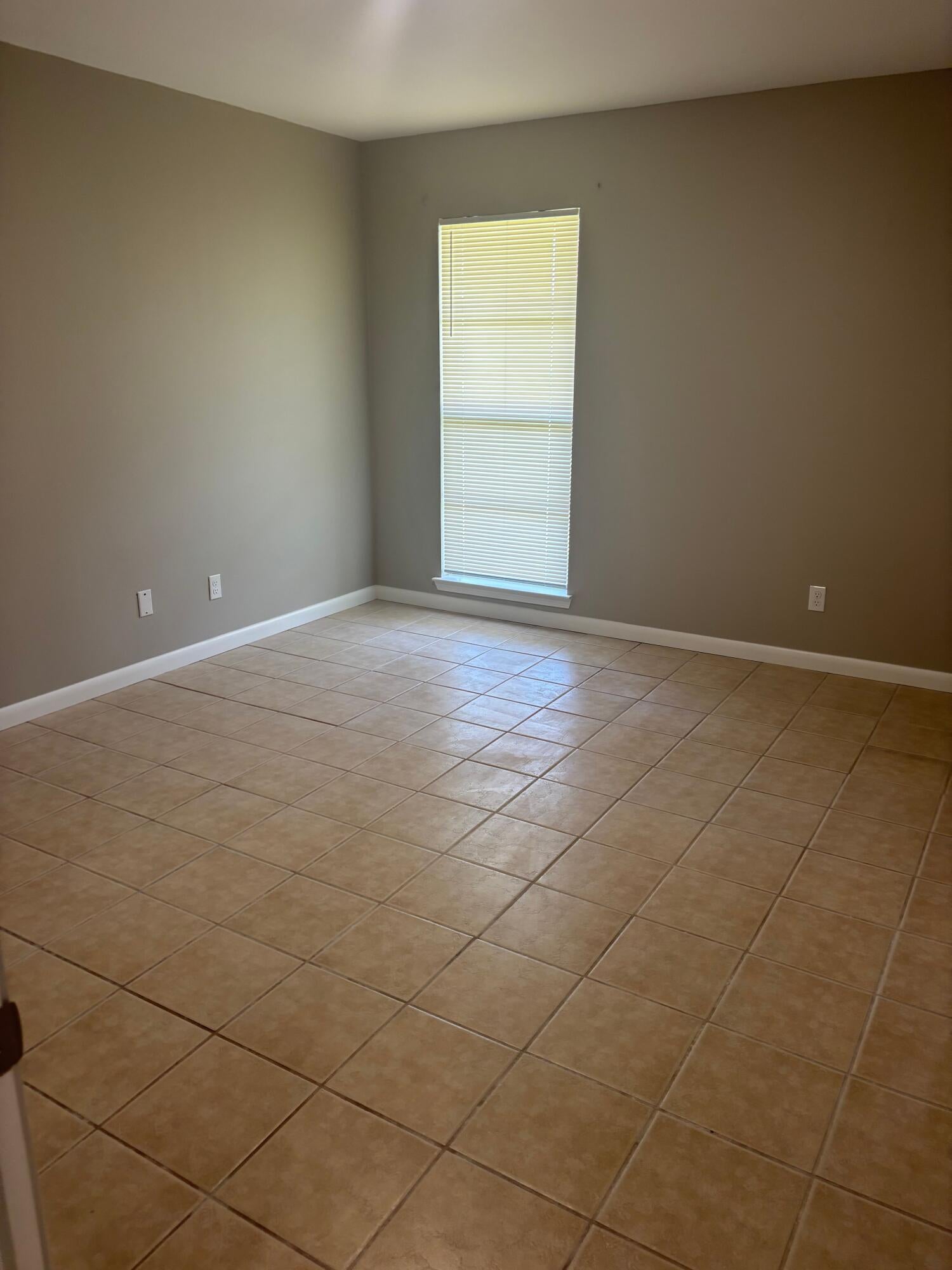 PIER ONE CONDO - Residential Lease