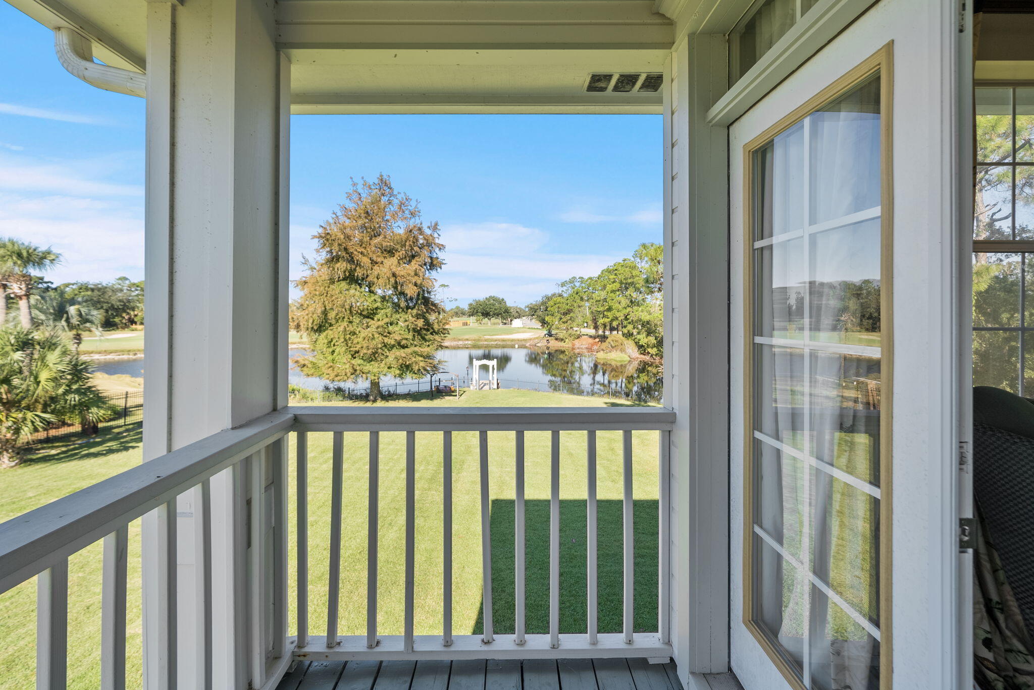 LEGEND LAKES - Residential