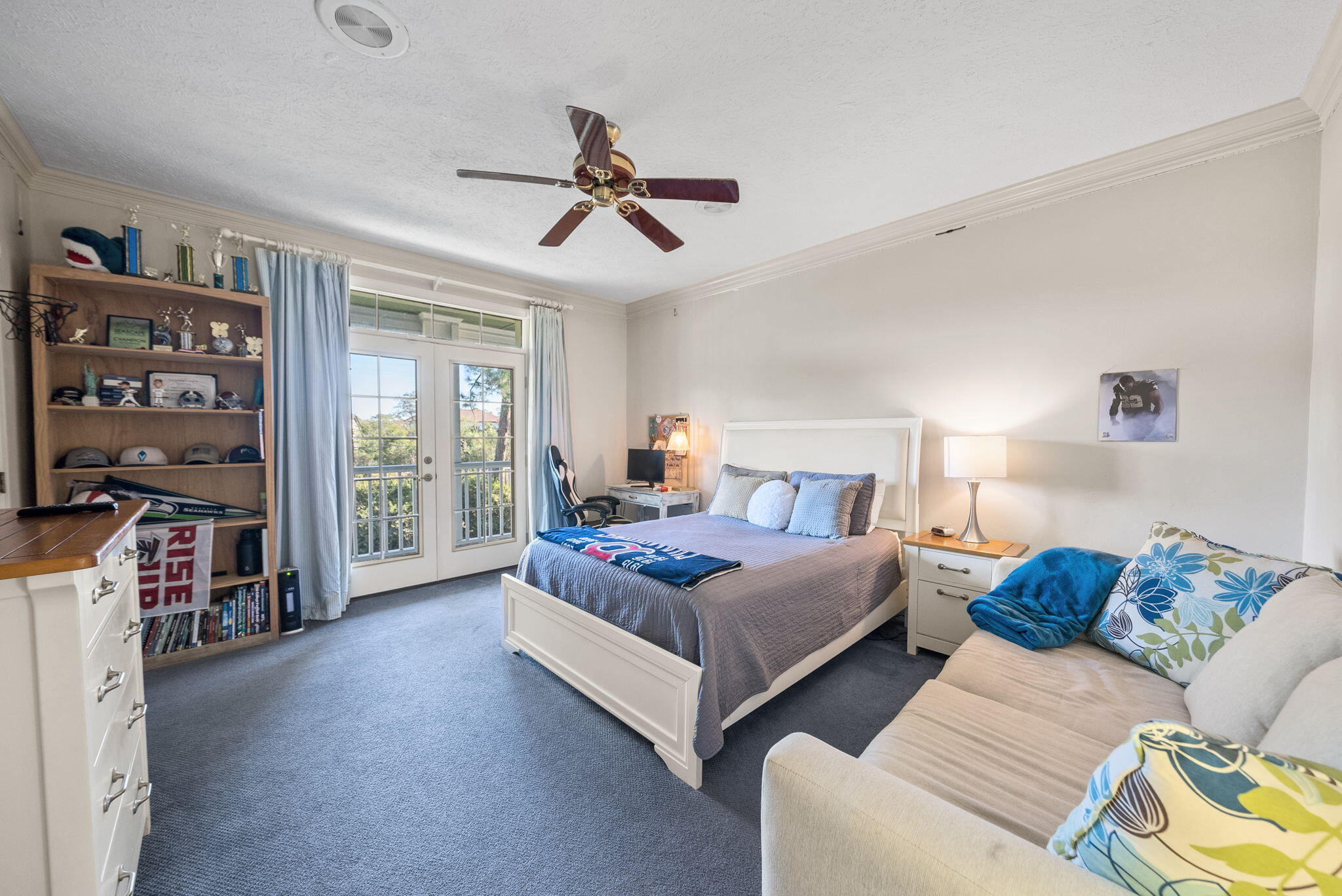 LEGEND LAKES - Residential
