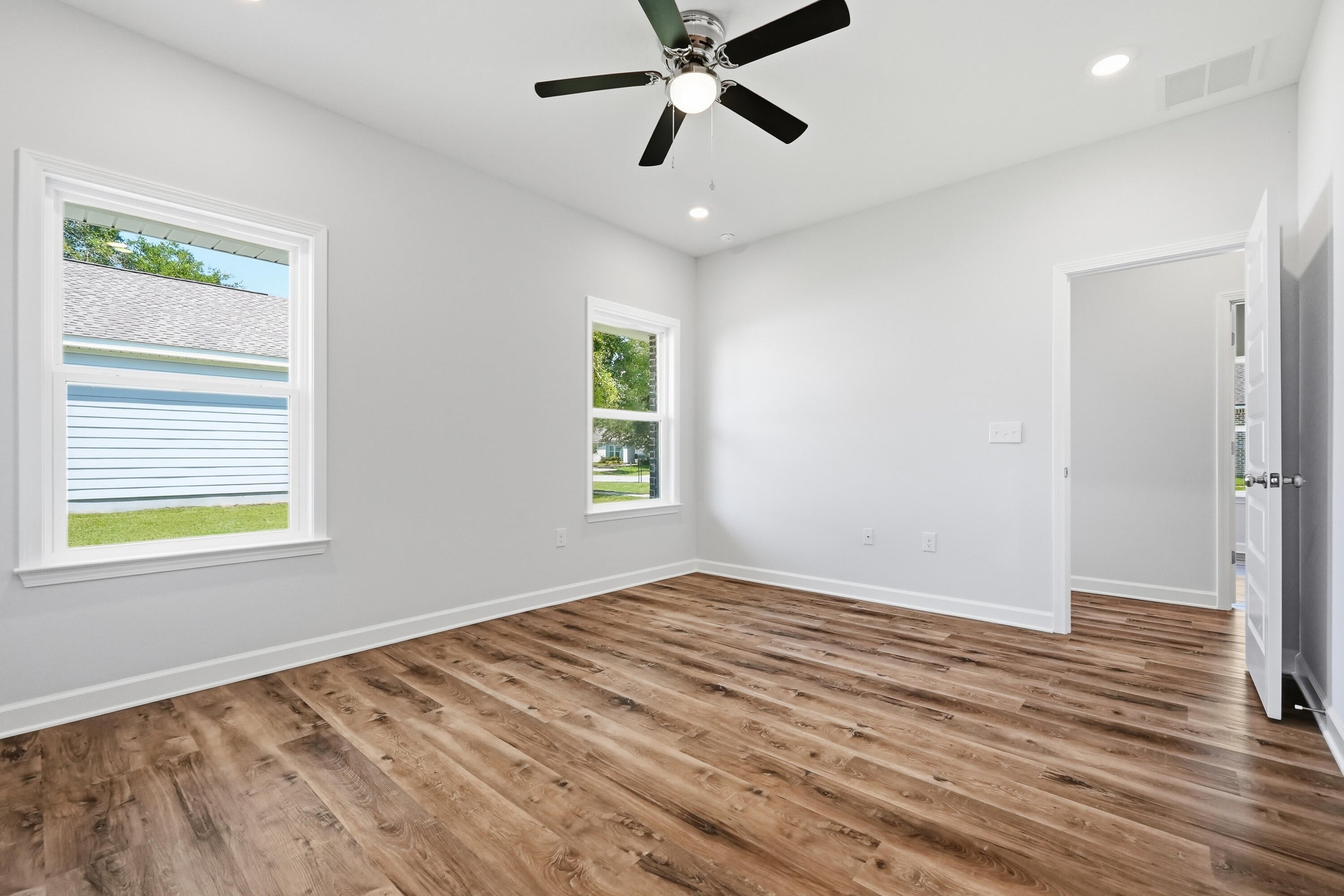 Grande Oaks - Residential