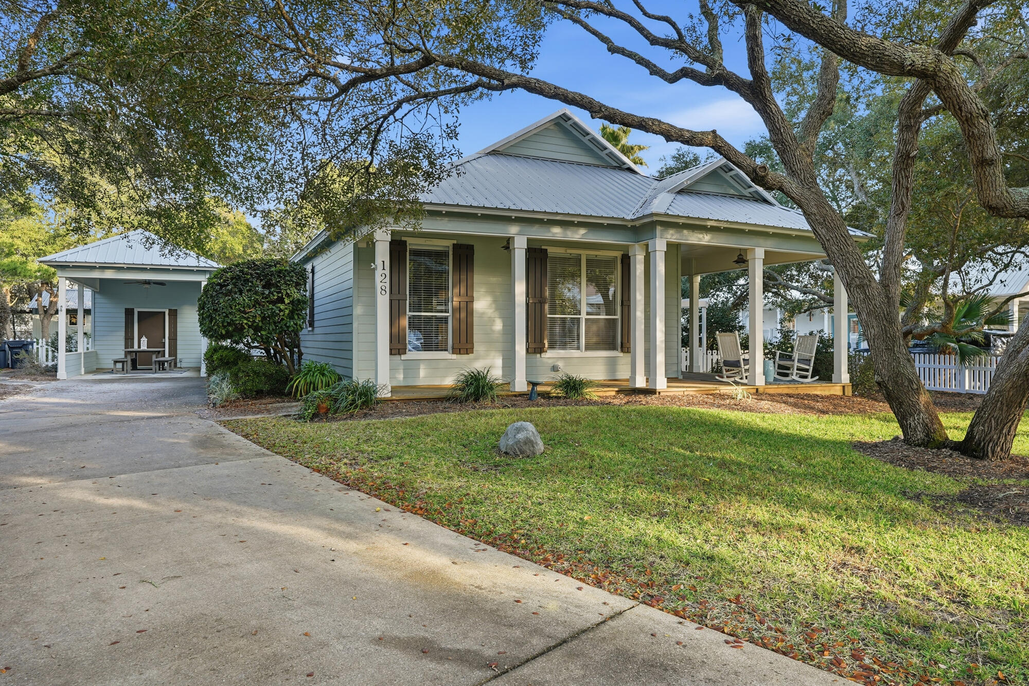 SEABREEZE EAST - Residential