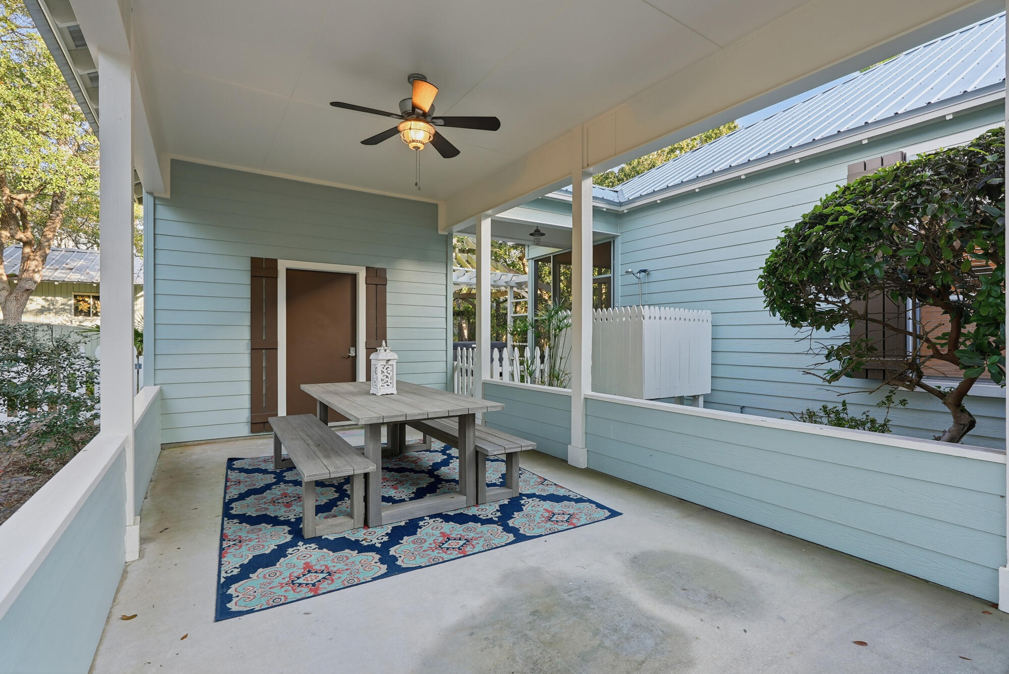 SEABREEZE EAST - Residential