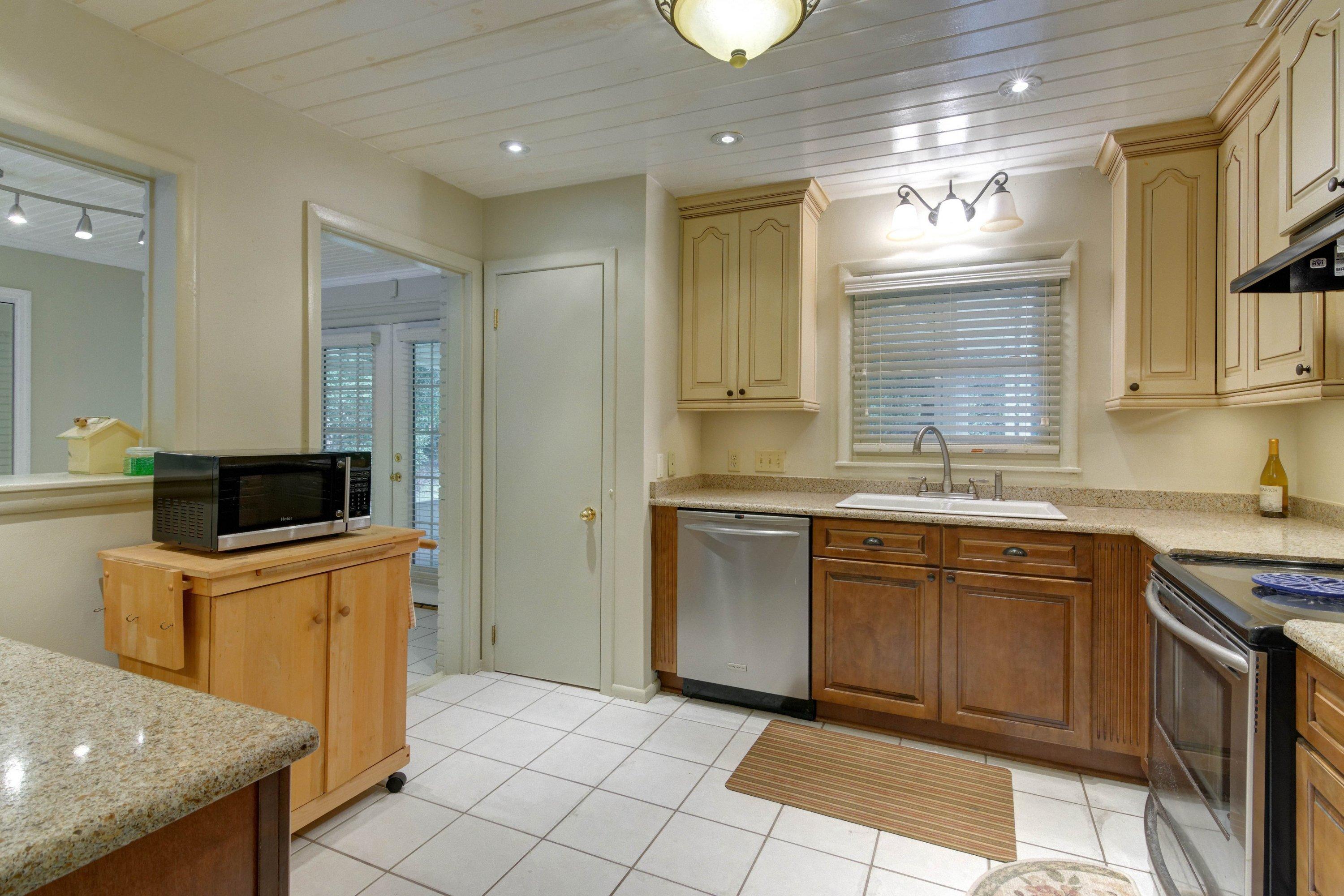 LAKEVIEW - Residential